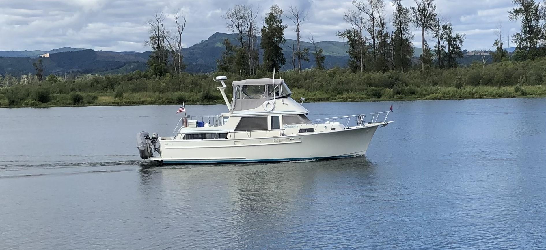 1981 Tollycraft 43 Motor Yacht