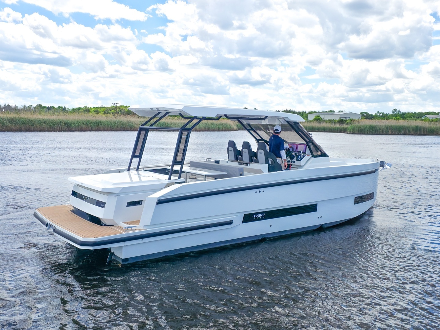 2026 De Antonio Yachts D32 - Image 6