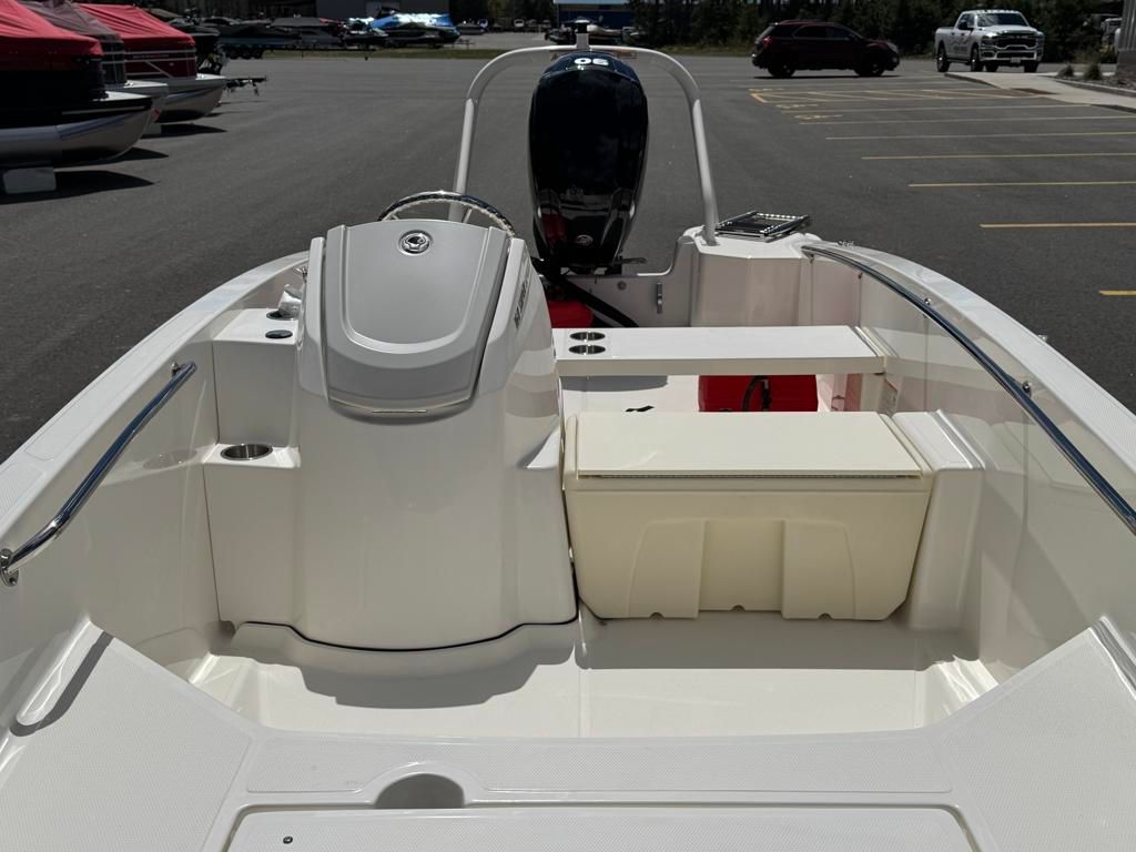 2026 Boston Whaler 160 Super Sport - 9