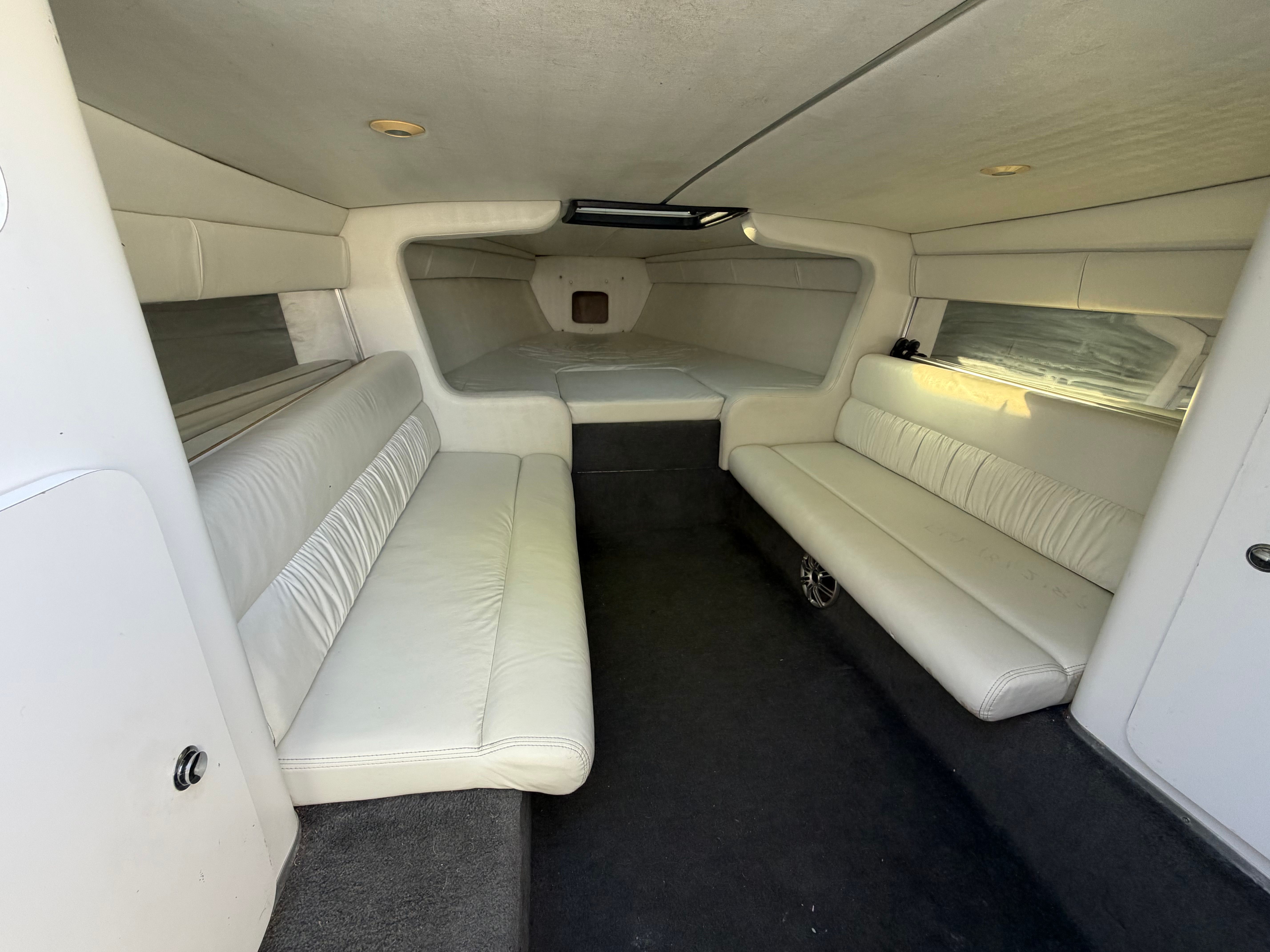 1997 Wellcraft 29 Scarab - 4