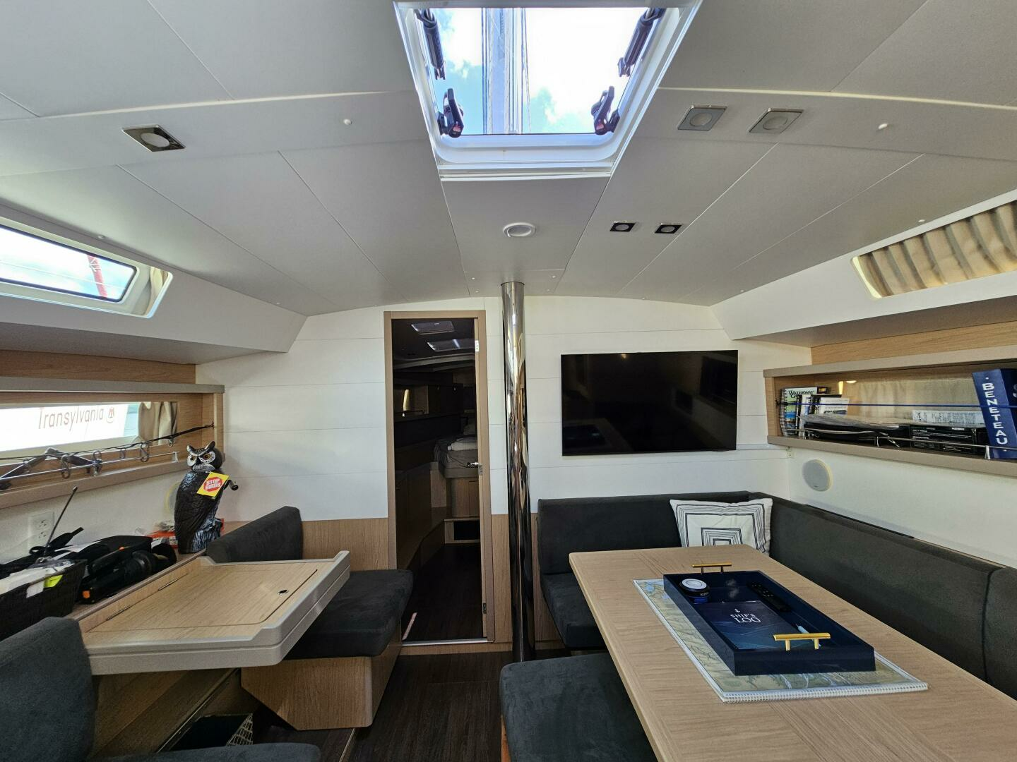 2017 Beneteau Oceanis 45 - Image 7