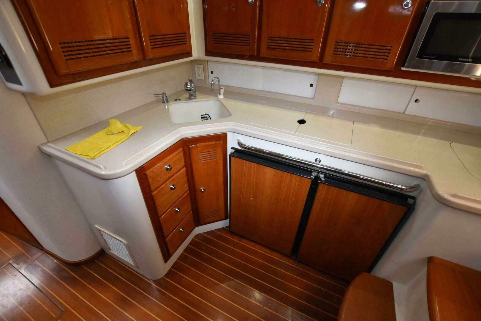 1998 Cabo 45 Express Fisherman - Image 18