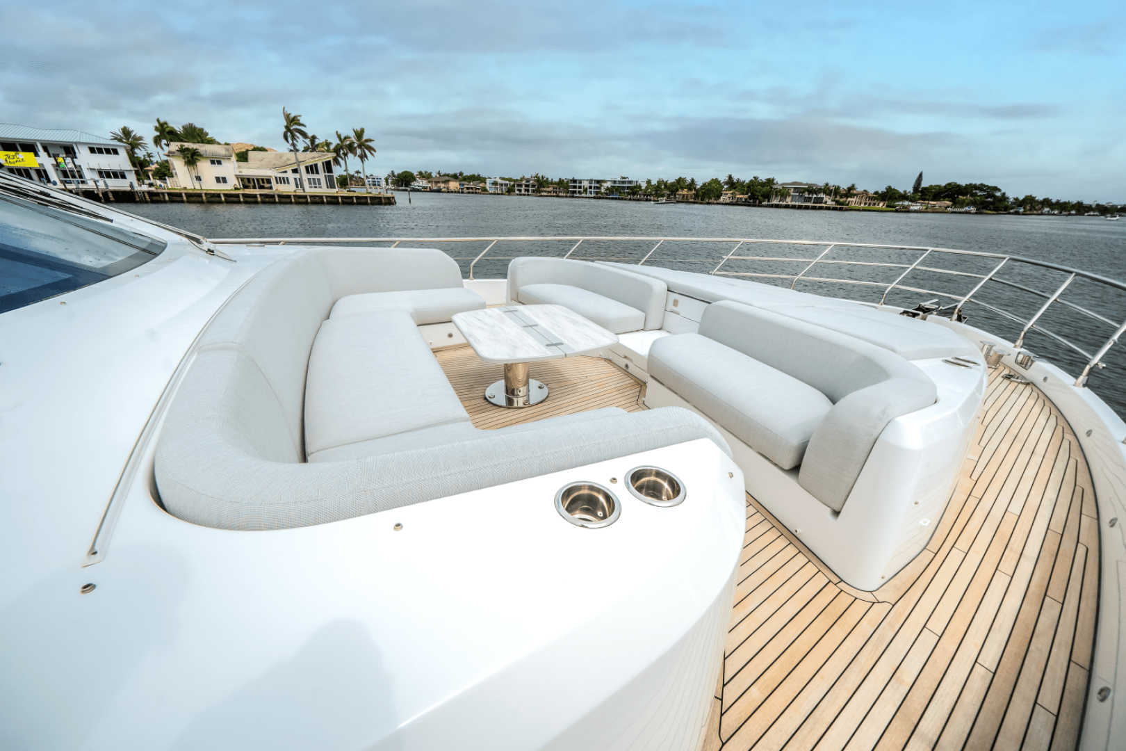 2026 Azimut Fly 78 - Image 18