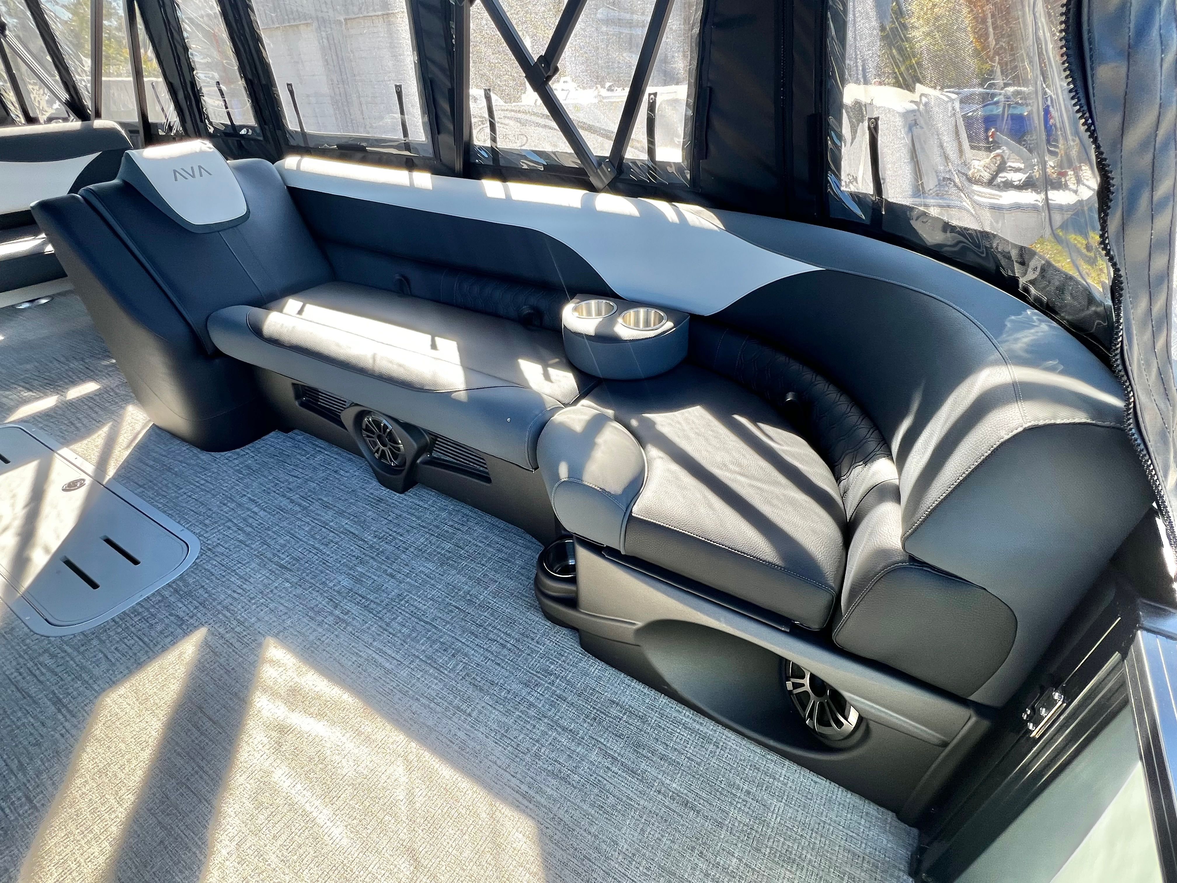 2026 Avalon LSZ 25' Entertainer Triple-Toon - INCOMING! - 17