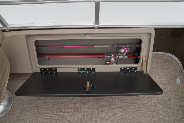 Sun Tracker Sportfish 24 XP3