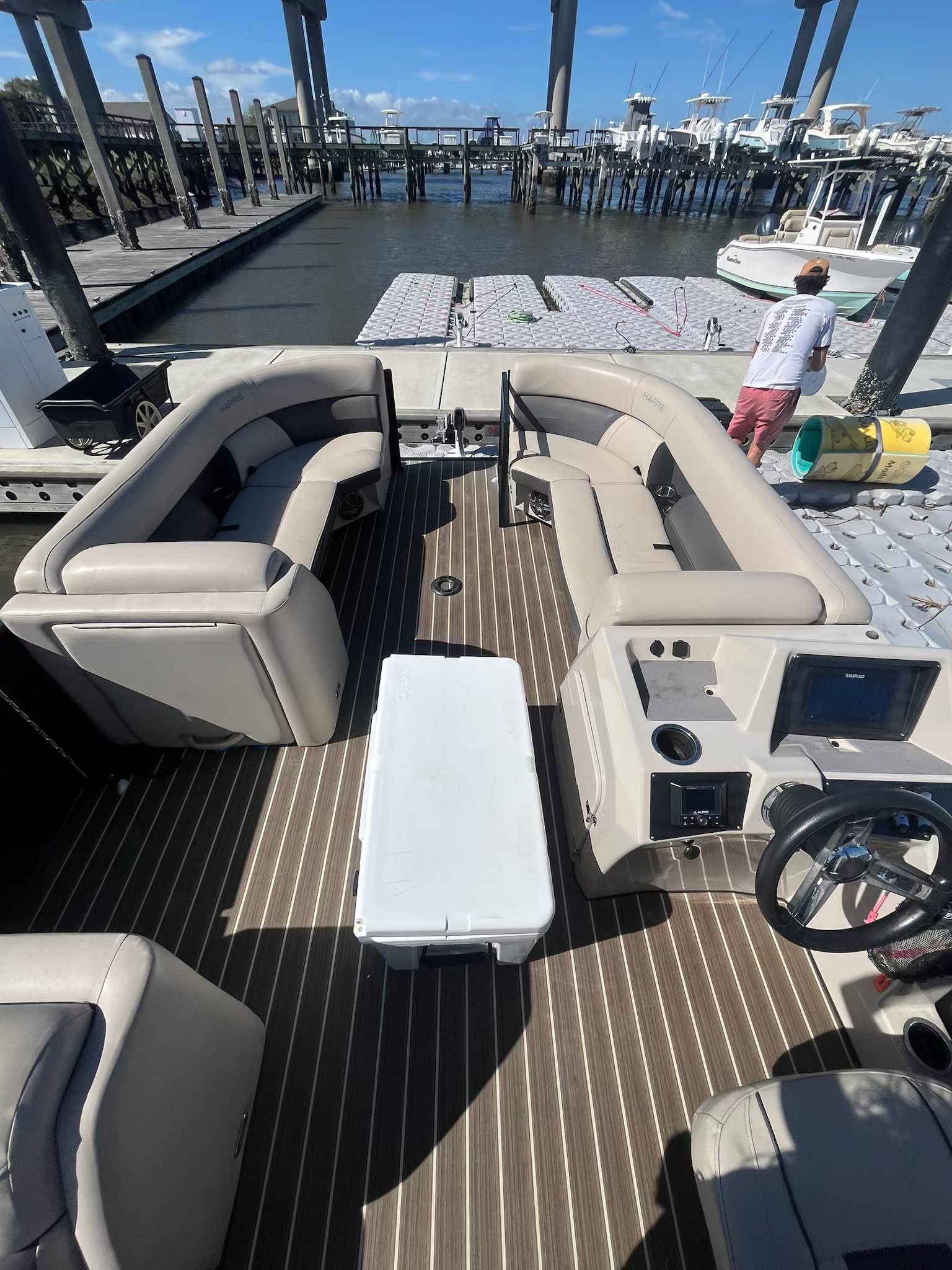 2022 Harris Cruiser 230 - 7