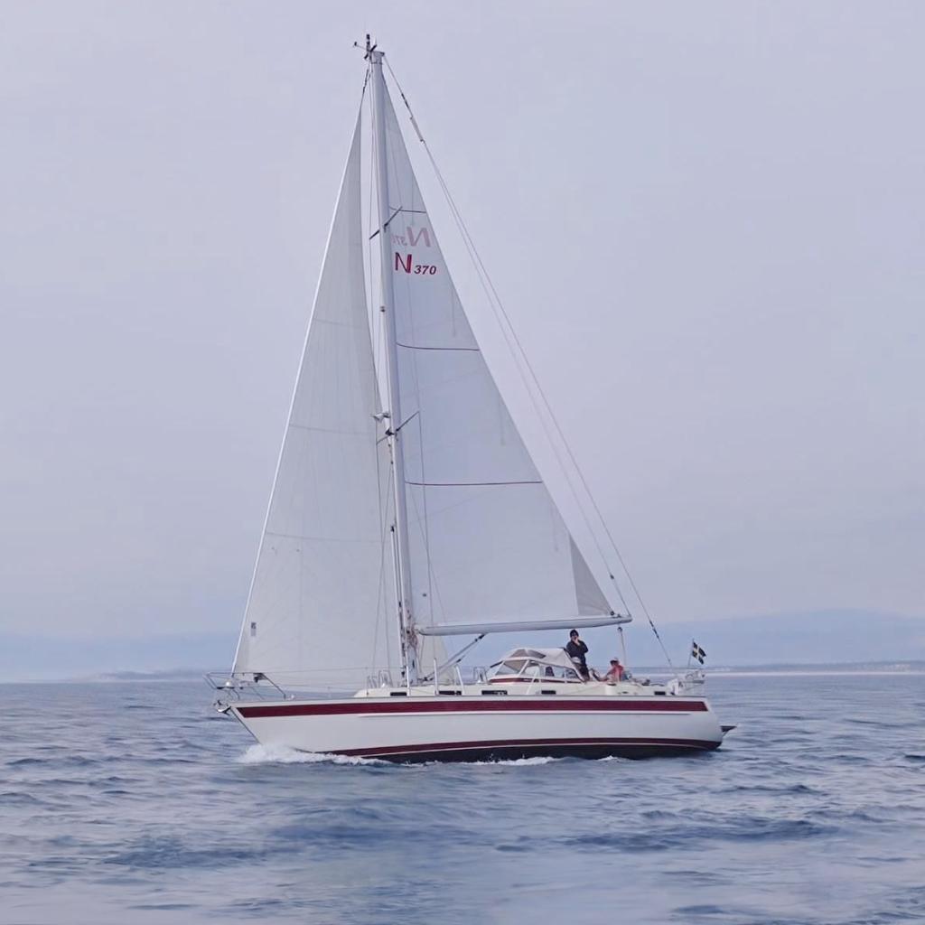 1994 Najad 370