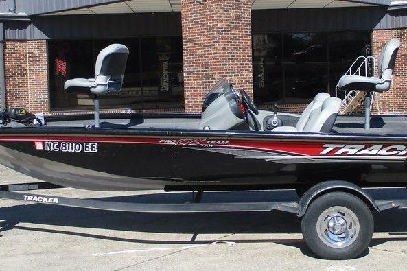 2017 Tracker Pro Team 175 TXW