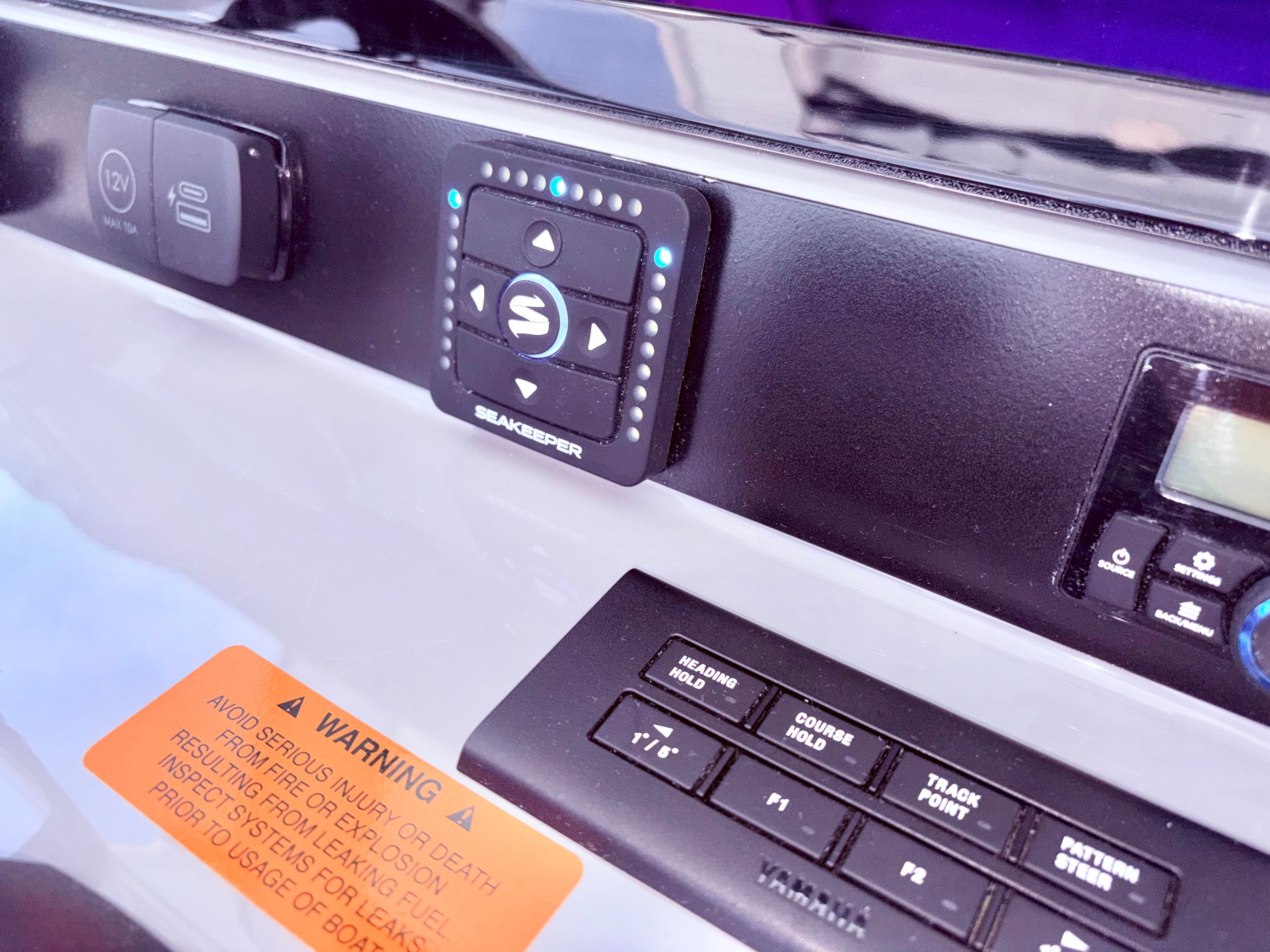 Control panel of 2025 Robalo 266 Cayman with Seakeeper system.