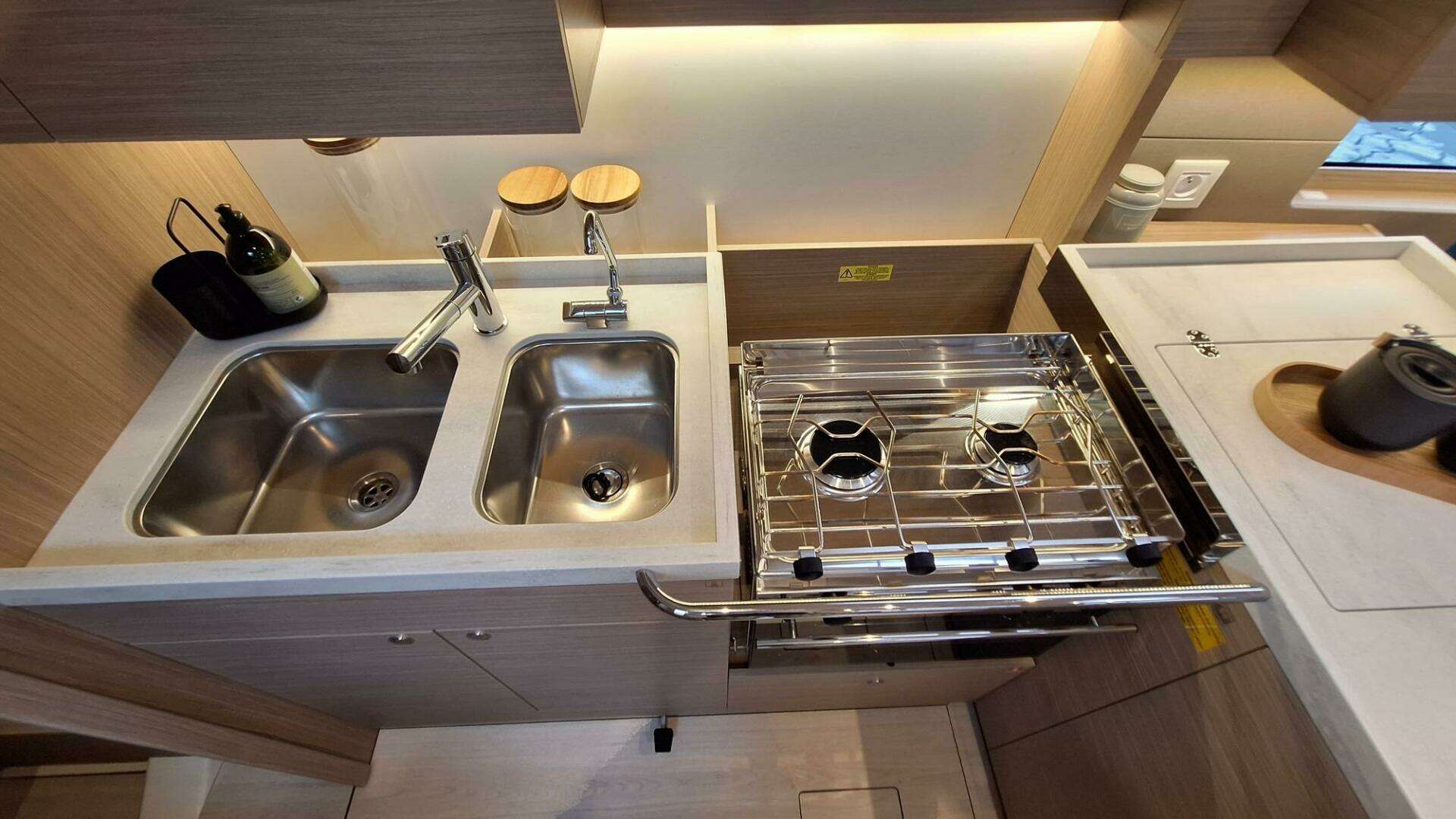 2026 Beneteau Oceanis 47 - Image 19