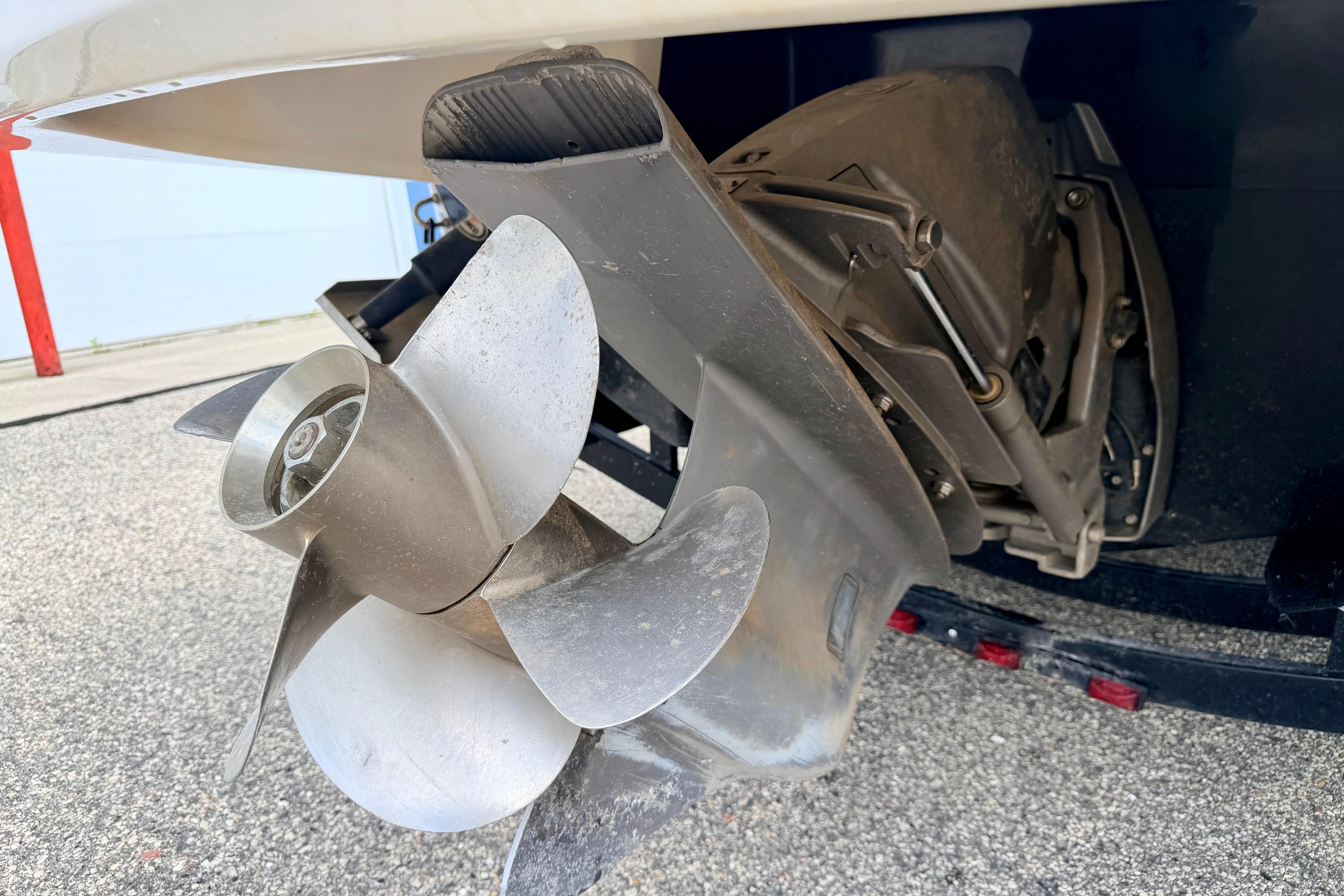Propeller of a 2015 Chaparral Sunesta 264 boat on a trailer.
