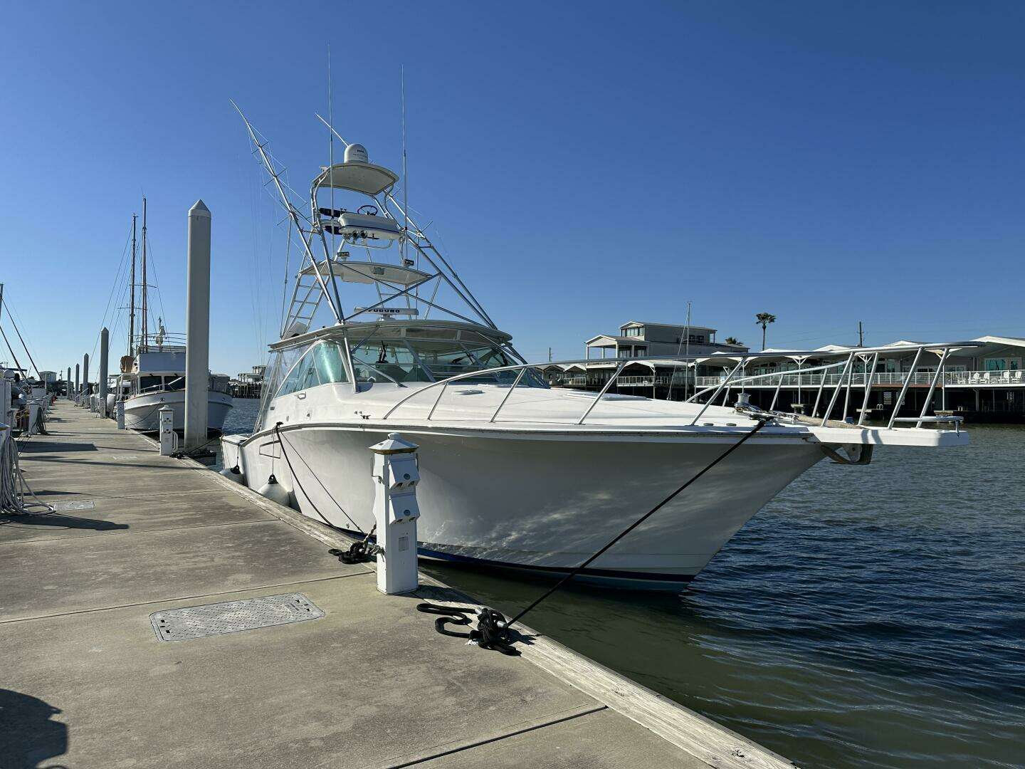 2000 Cabo 45 Express - Image 5