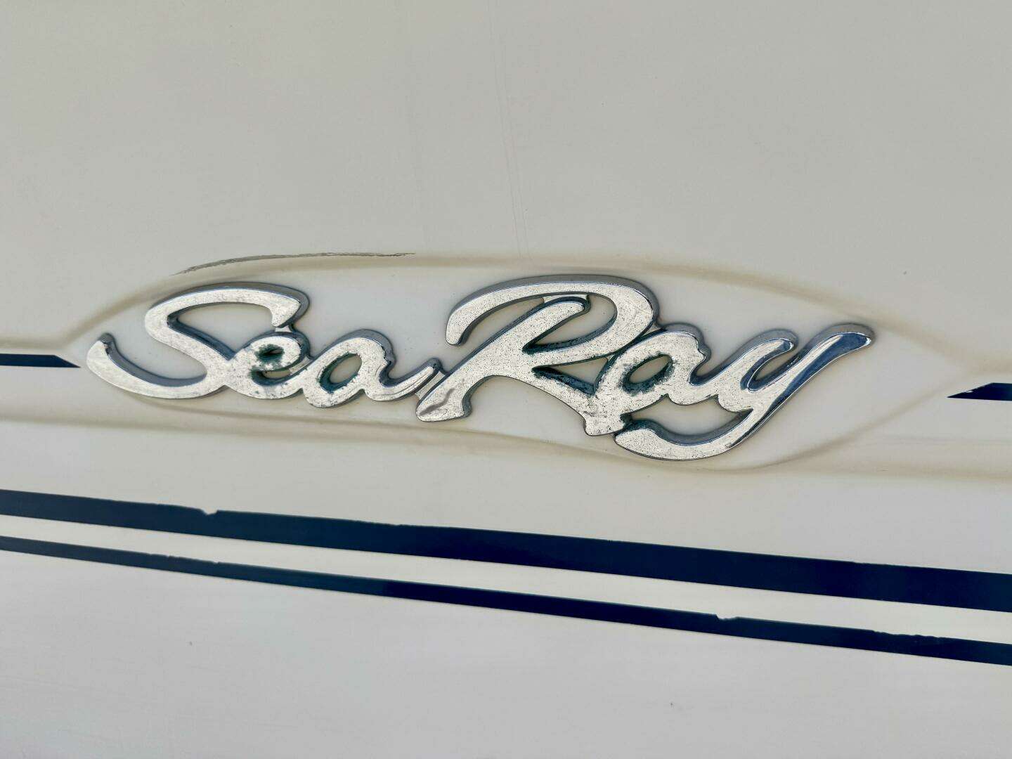 1999 Sea Ray 215 Express Cruiser - Image 236