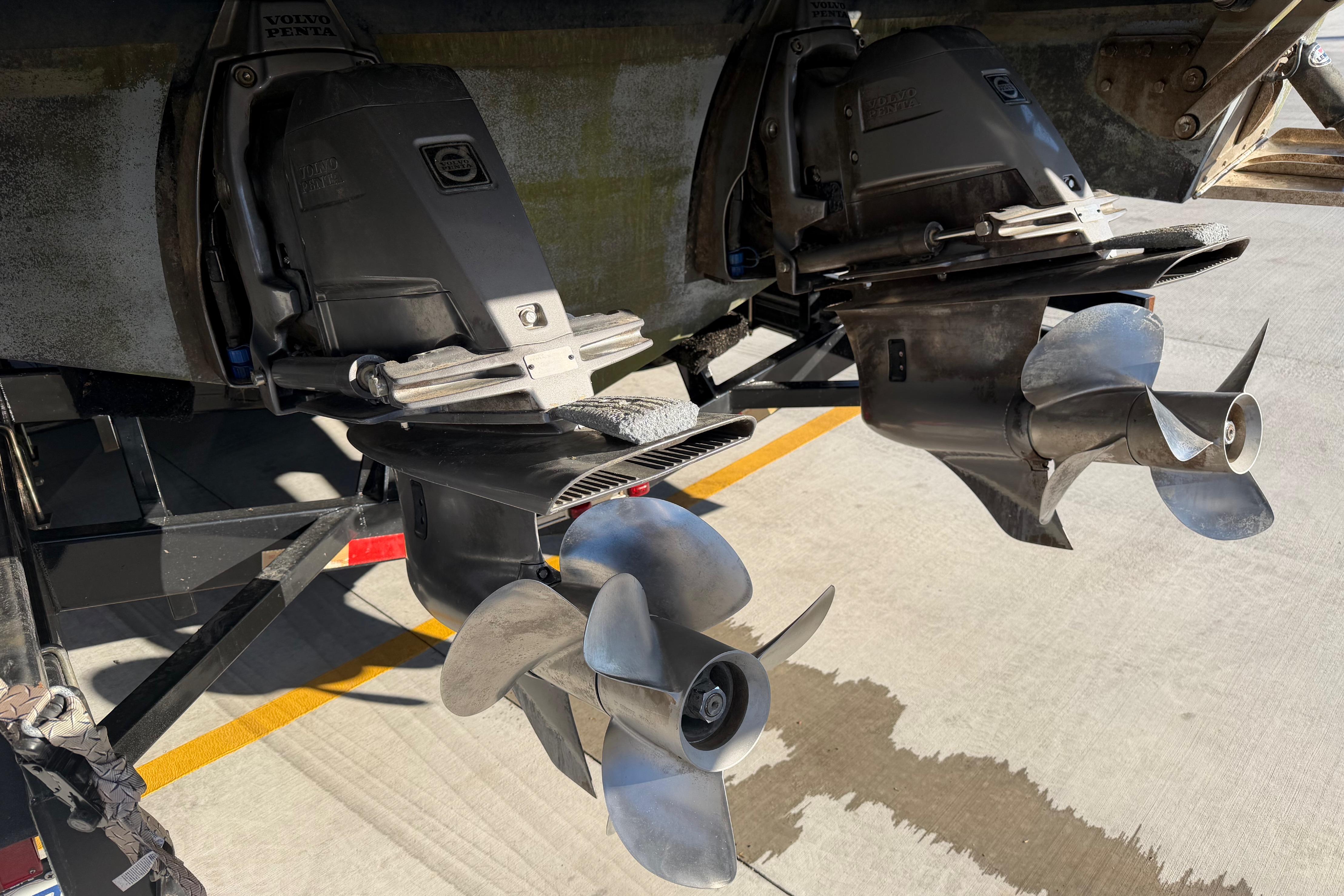 Dual Volvo Penta outboard motors on a 2019 Cobalt R35 boat.