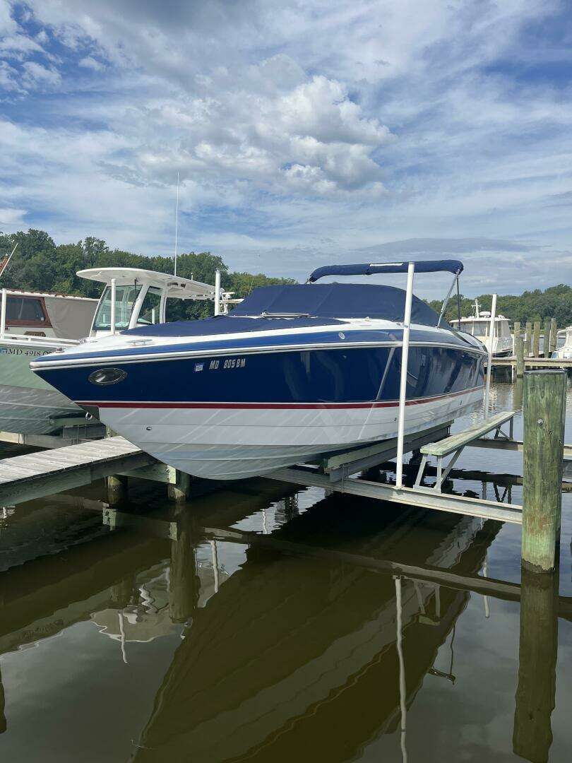 2002 Cobalt 282 - Image 2