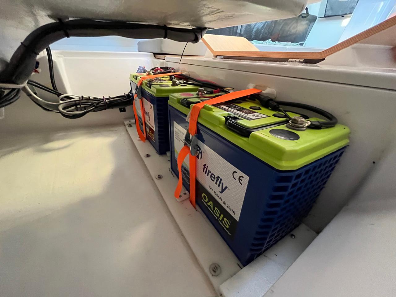 Firefly Oasis batteries installed in a Seascape 27 boat, 2018 model.