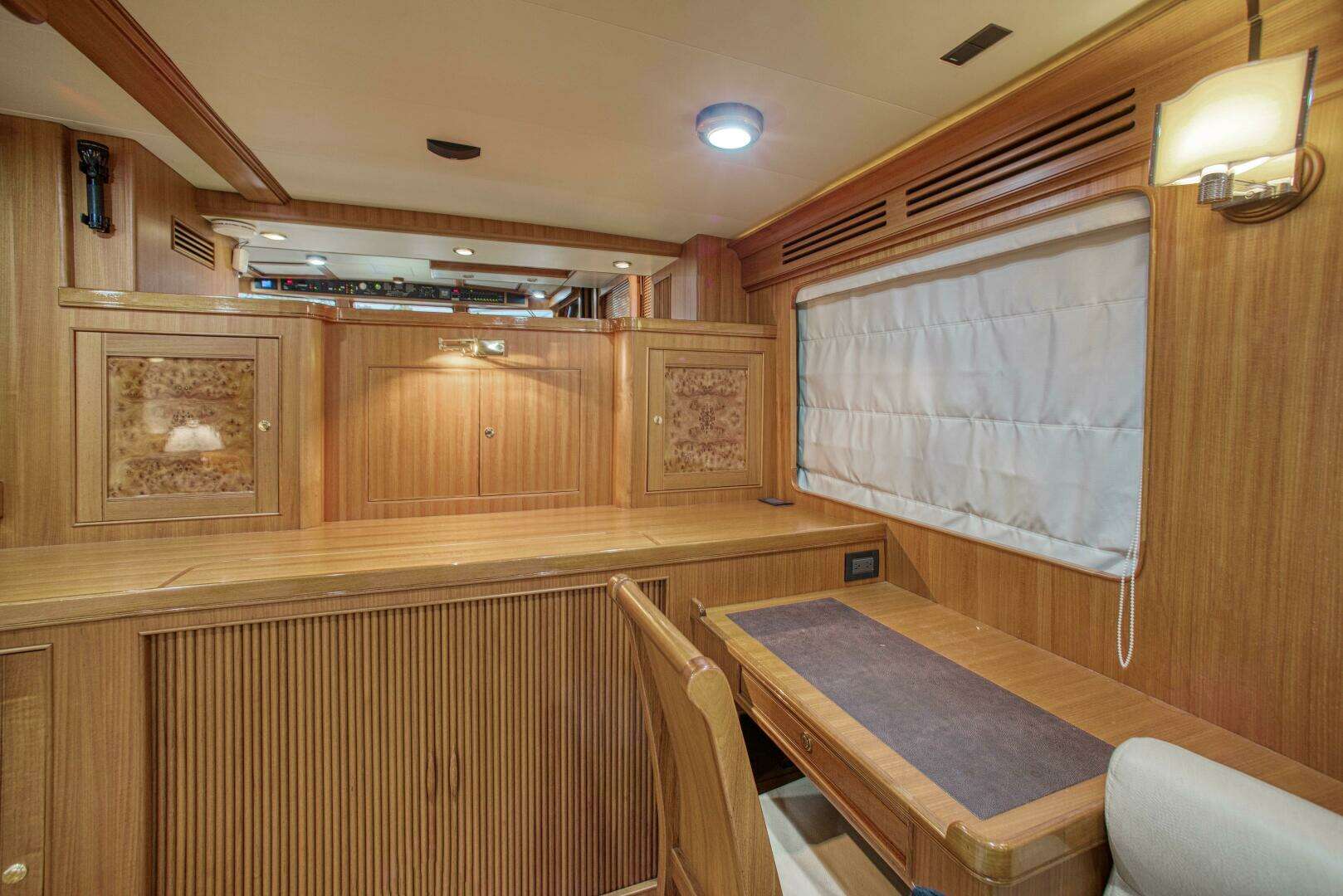2011 Marlow Explorer 70E - Image 16