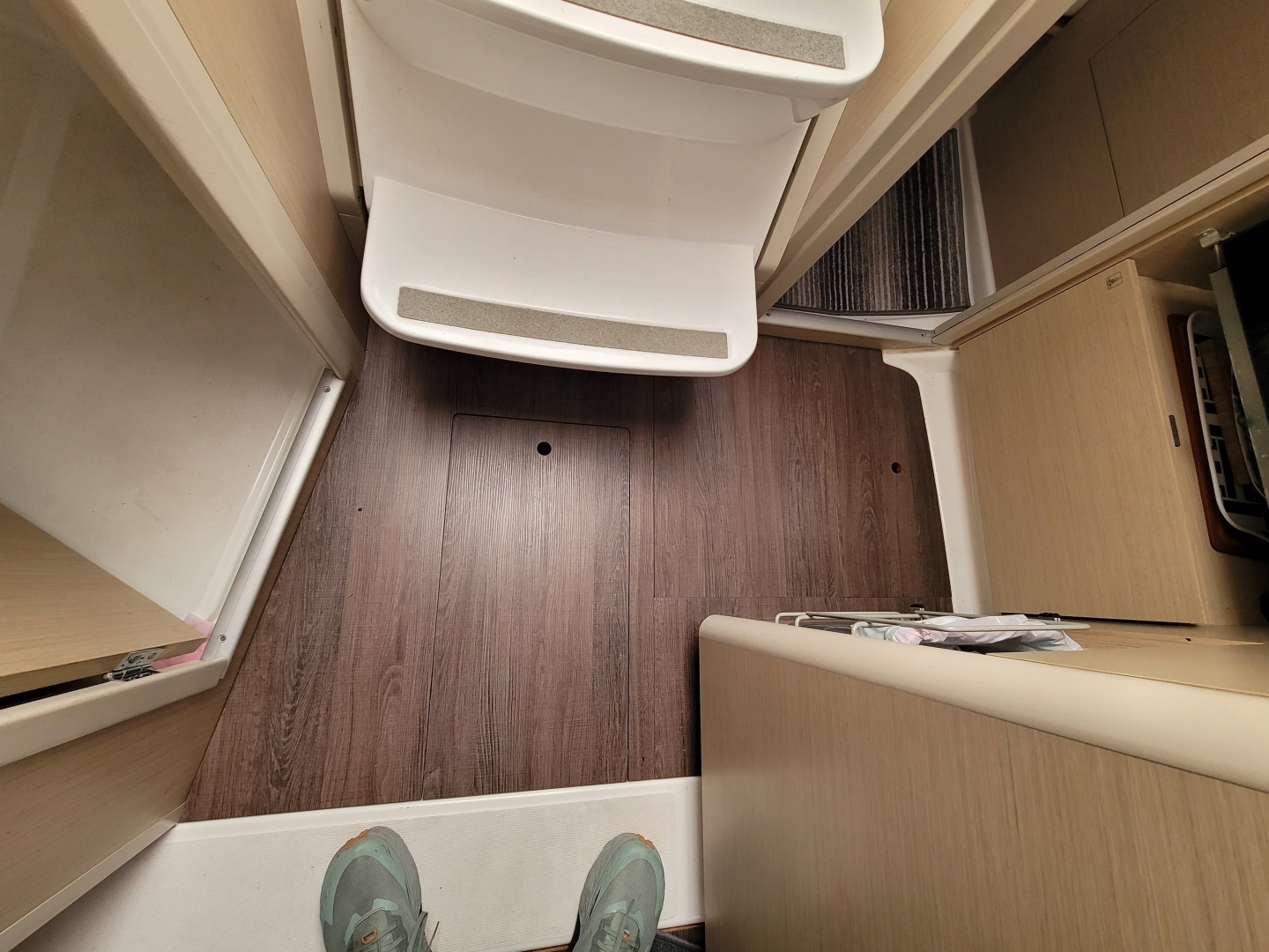 2020 Beneteau 30.1 - Image 42