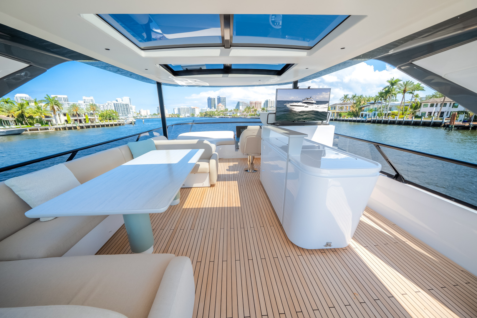 2026 Azimut Fly 72 - Image 57