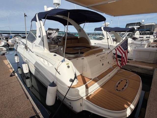 2005 Sea Ray Sundancer 320