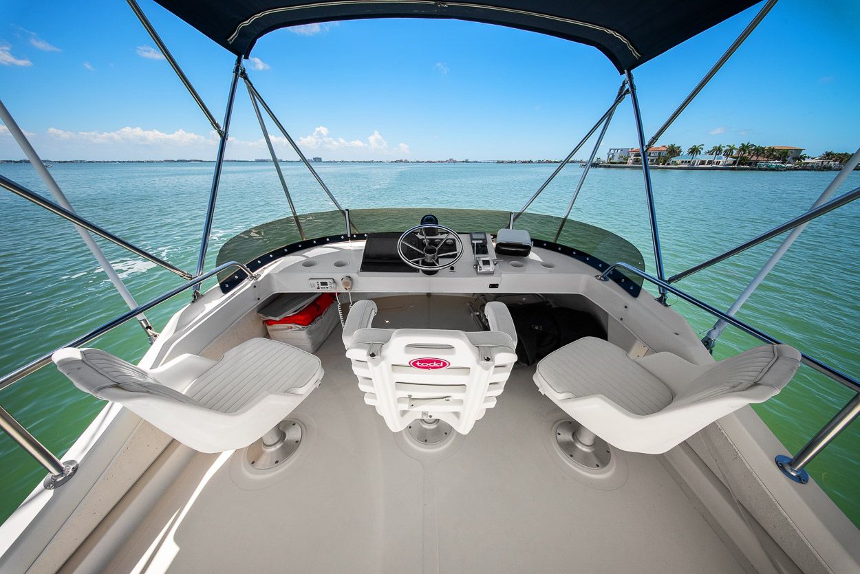2001 Camano 31 Trawler - 2