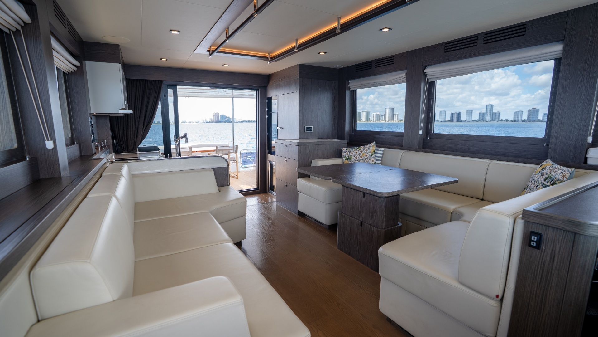 2025 Sirena 58 - Image 47