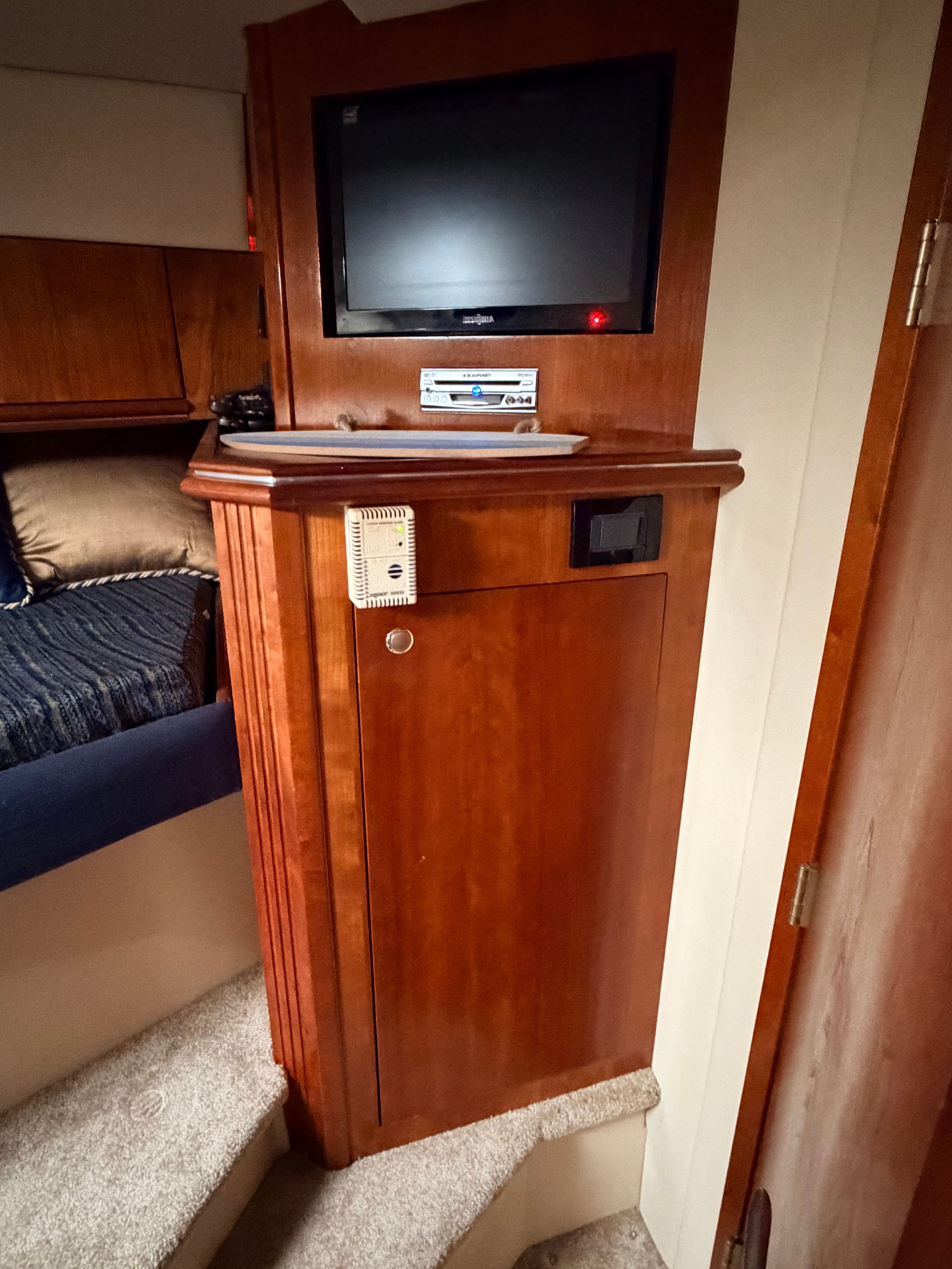 2006 Cruisers Yachts 460 Express - 25