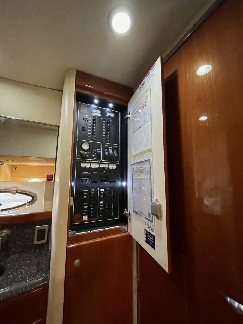 2008 Formula 45 Yacht - Image 39