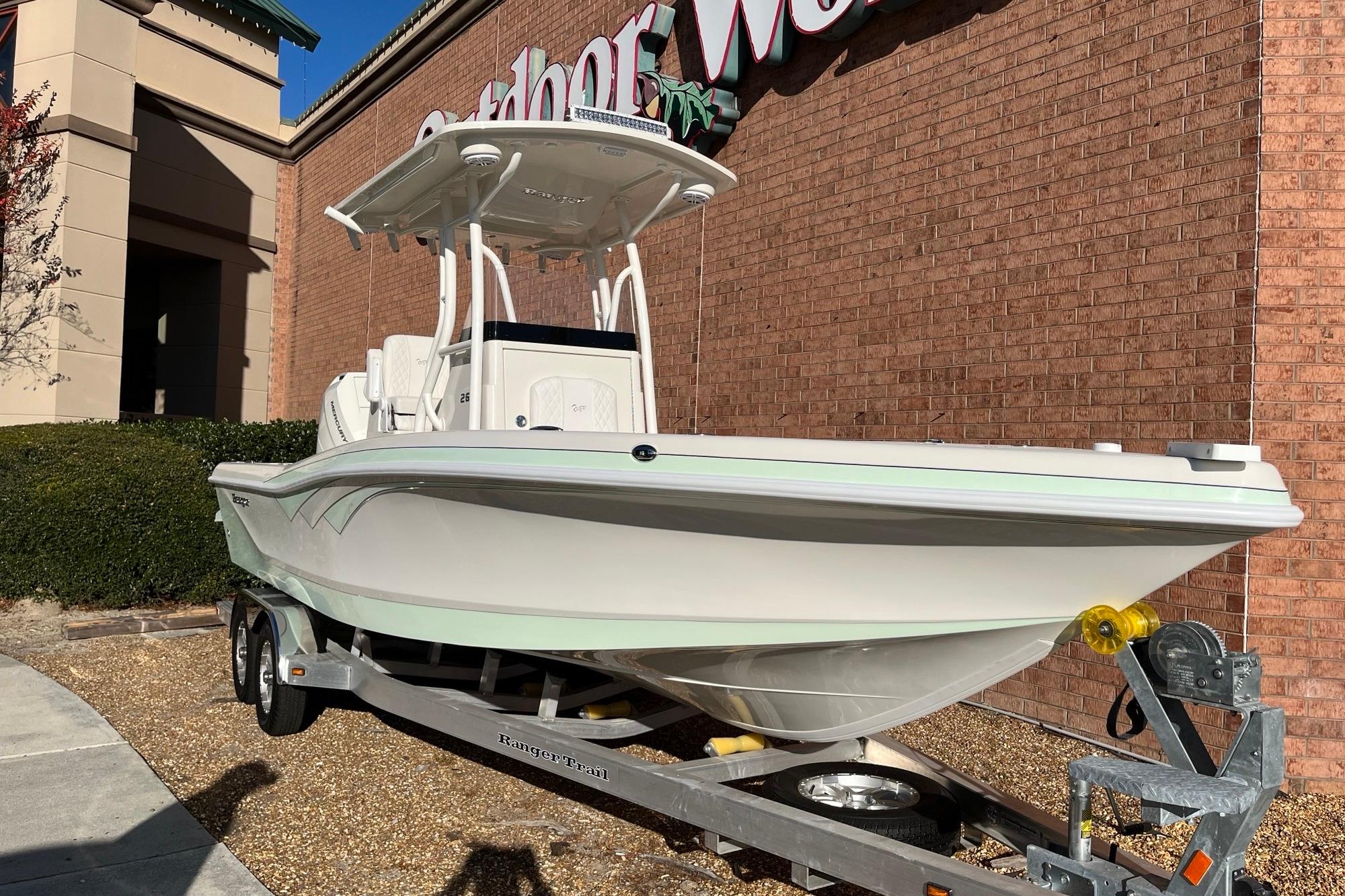 2024 Ranger 2600 Bay