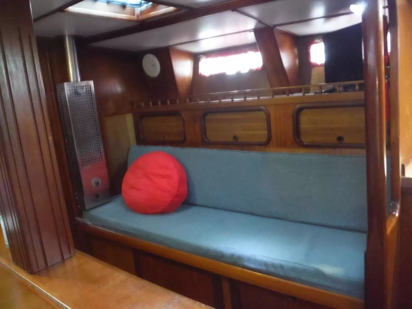 1980 Corbin 39 Aft Cockpit Cutter - Image 10
