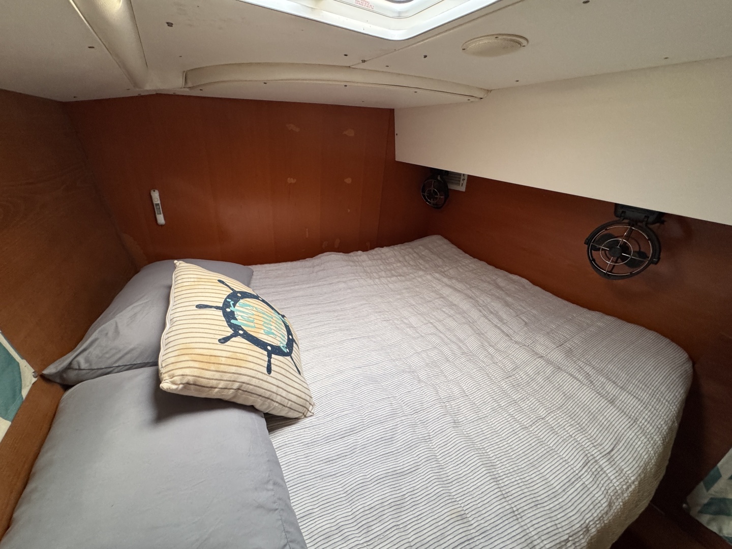 2004 Lagoon 410 S2 - Image 18