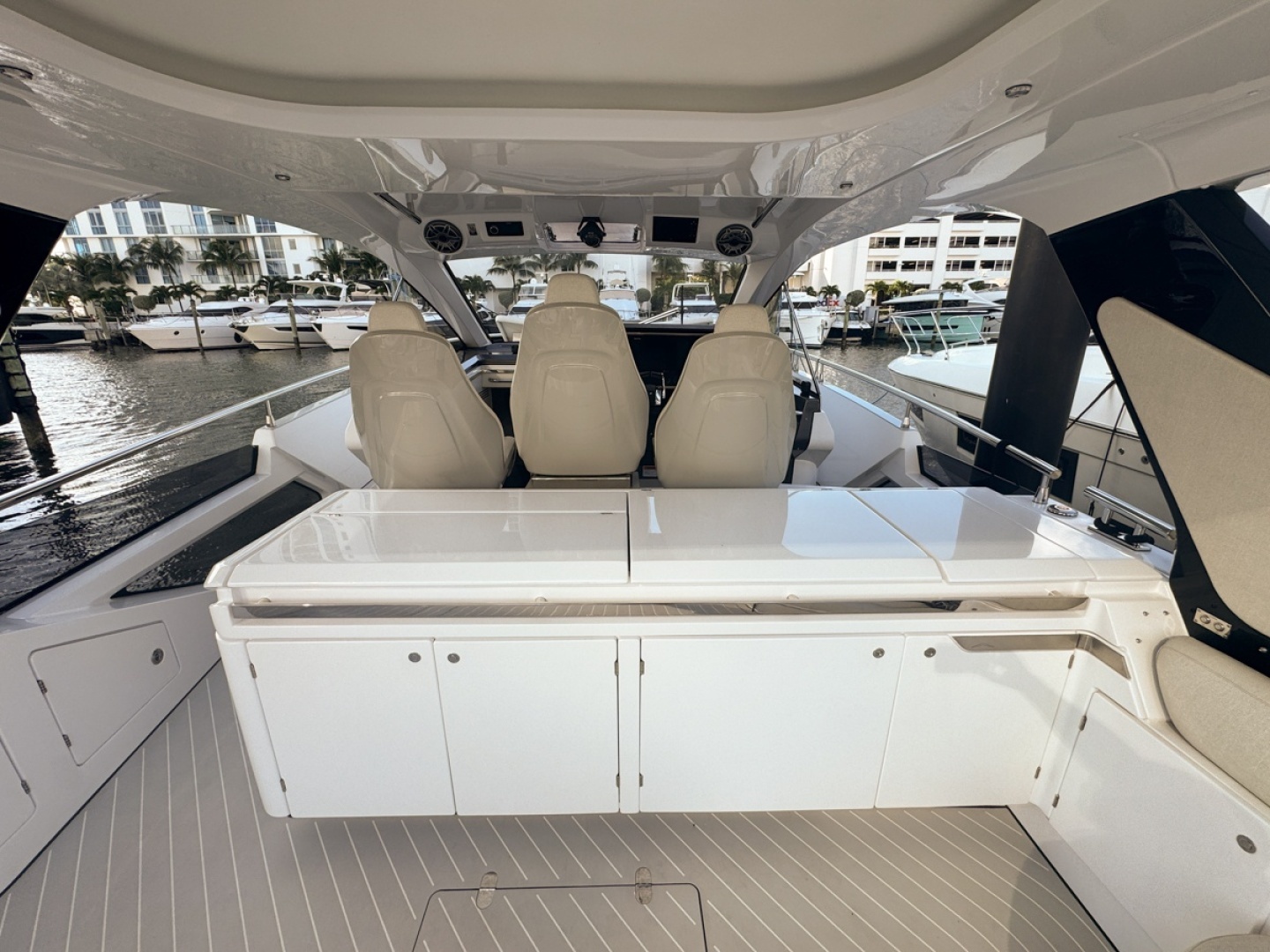 2023 Azimut Verve 47 - Image 39