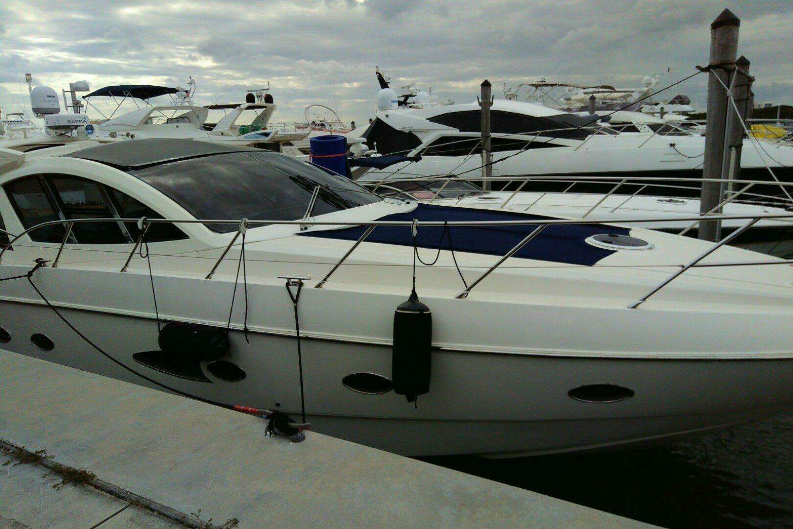 2010 Azimut Atlantis 54 - Image 6