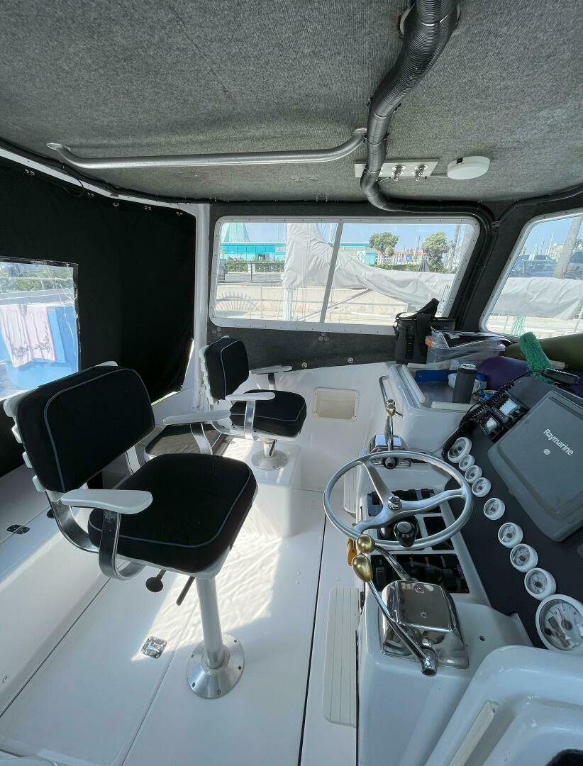 1997 Pursuit 300 Offshore - Image 15