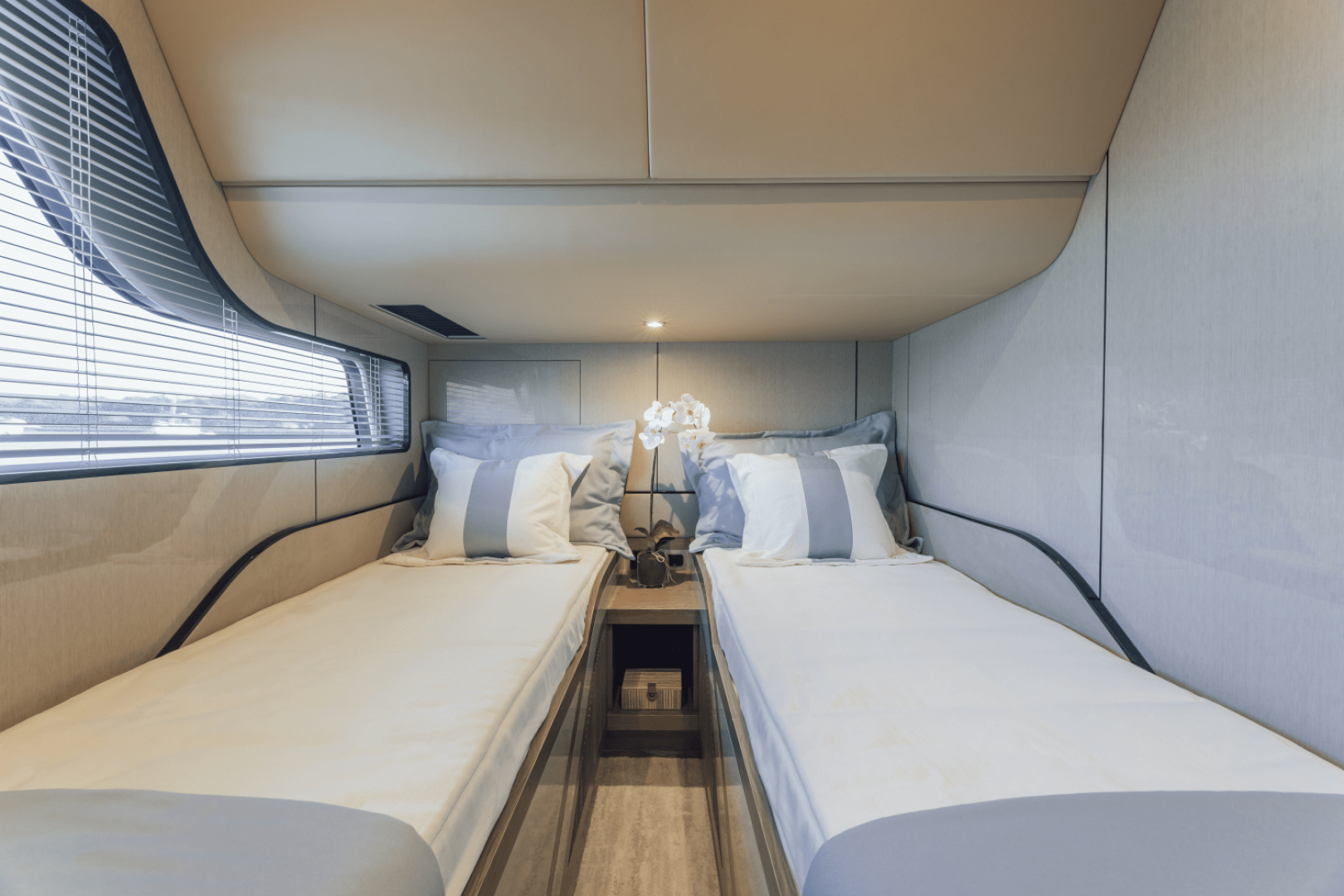 2027 Cruisers Yachts 57 FLY - Image 93