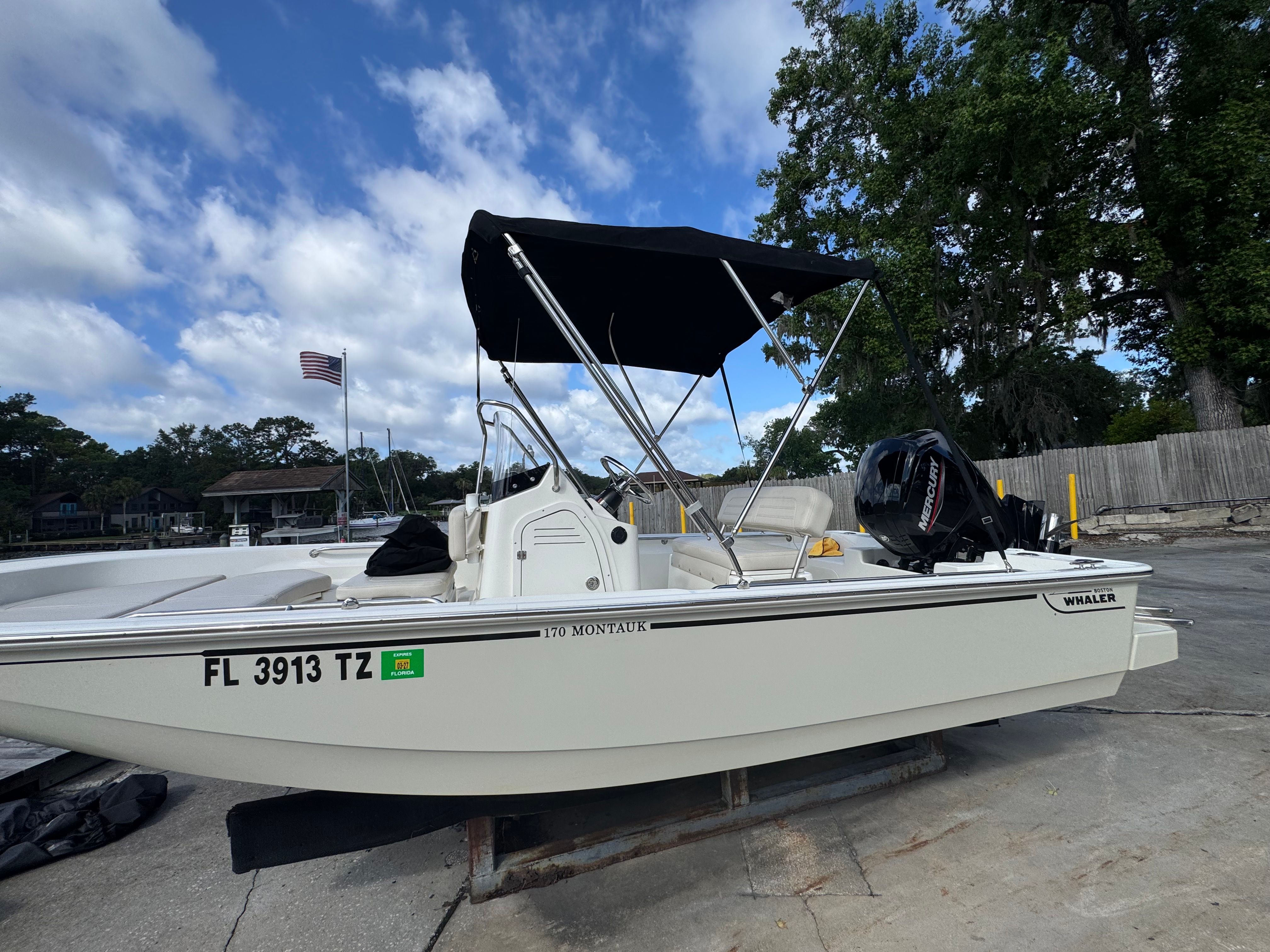 2023 Boston Whaler 170 Montauk - 2