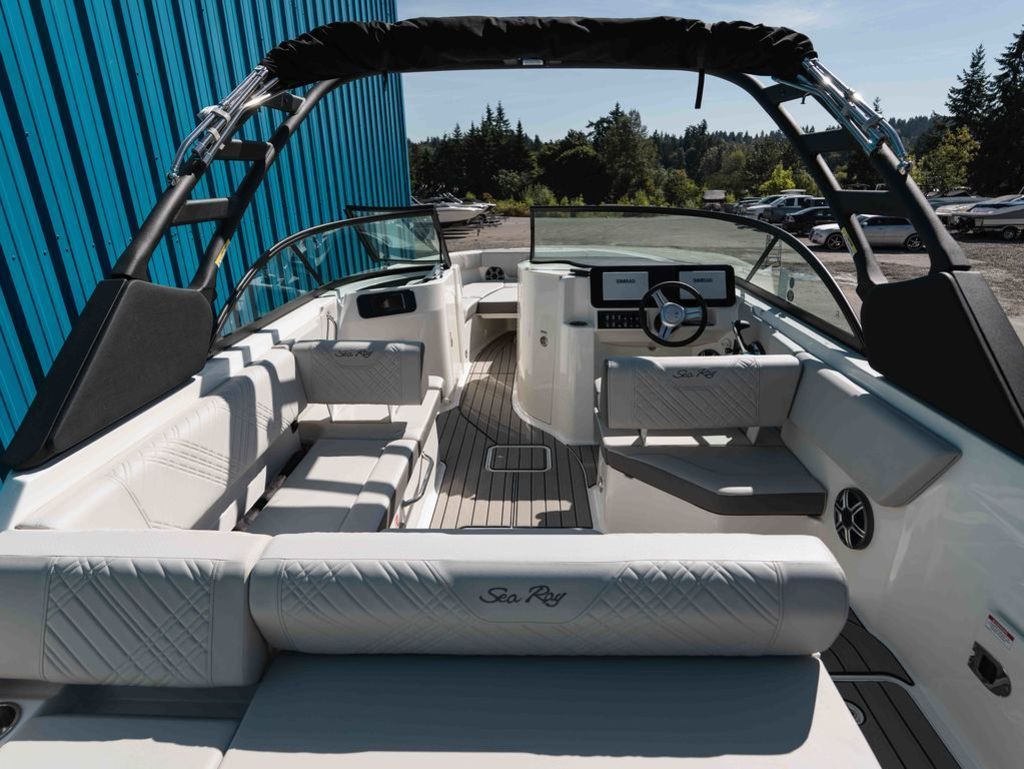 2026 Sea Ray SDX 230 - 6