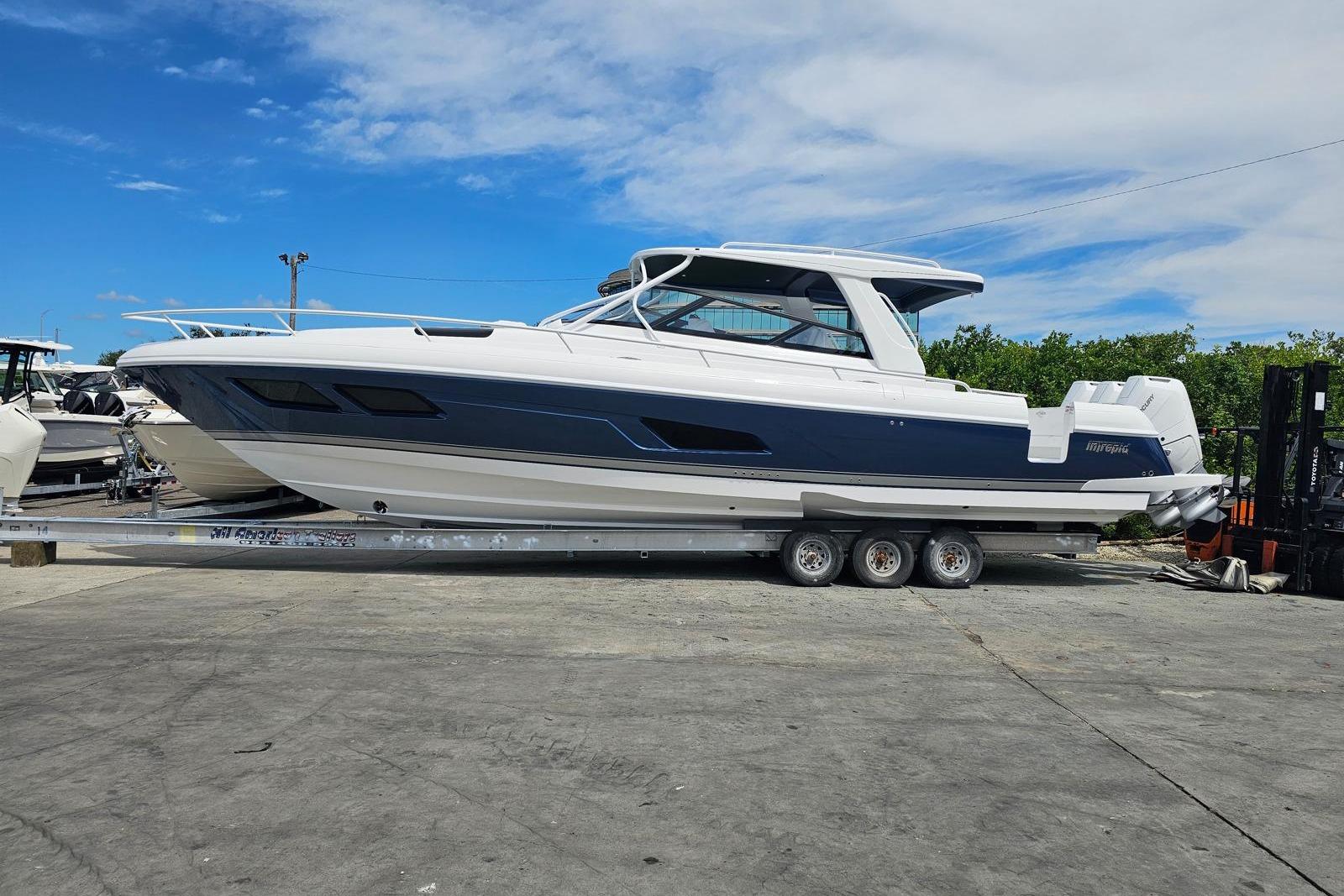 2026 Intrepid 438 Evolution