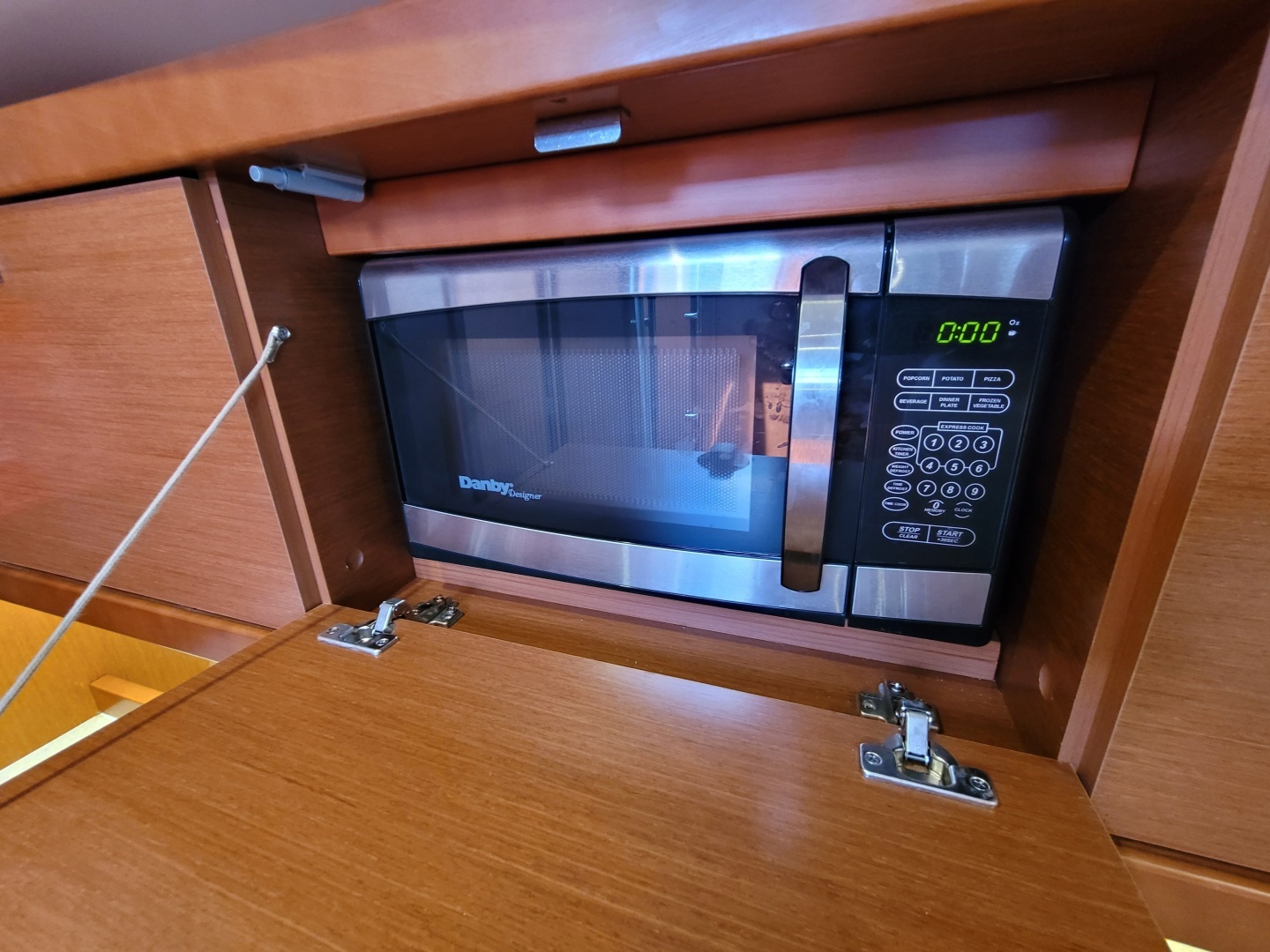 2015 Beneteau Oceanis 45 - Image 44