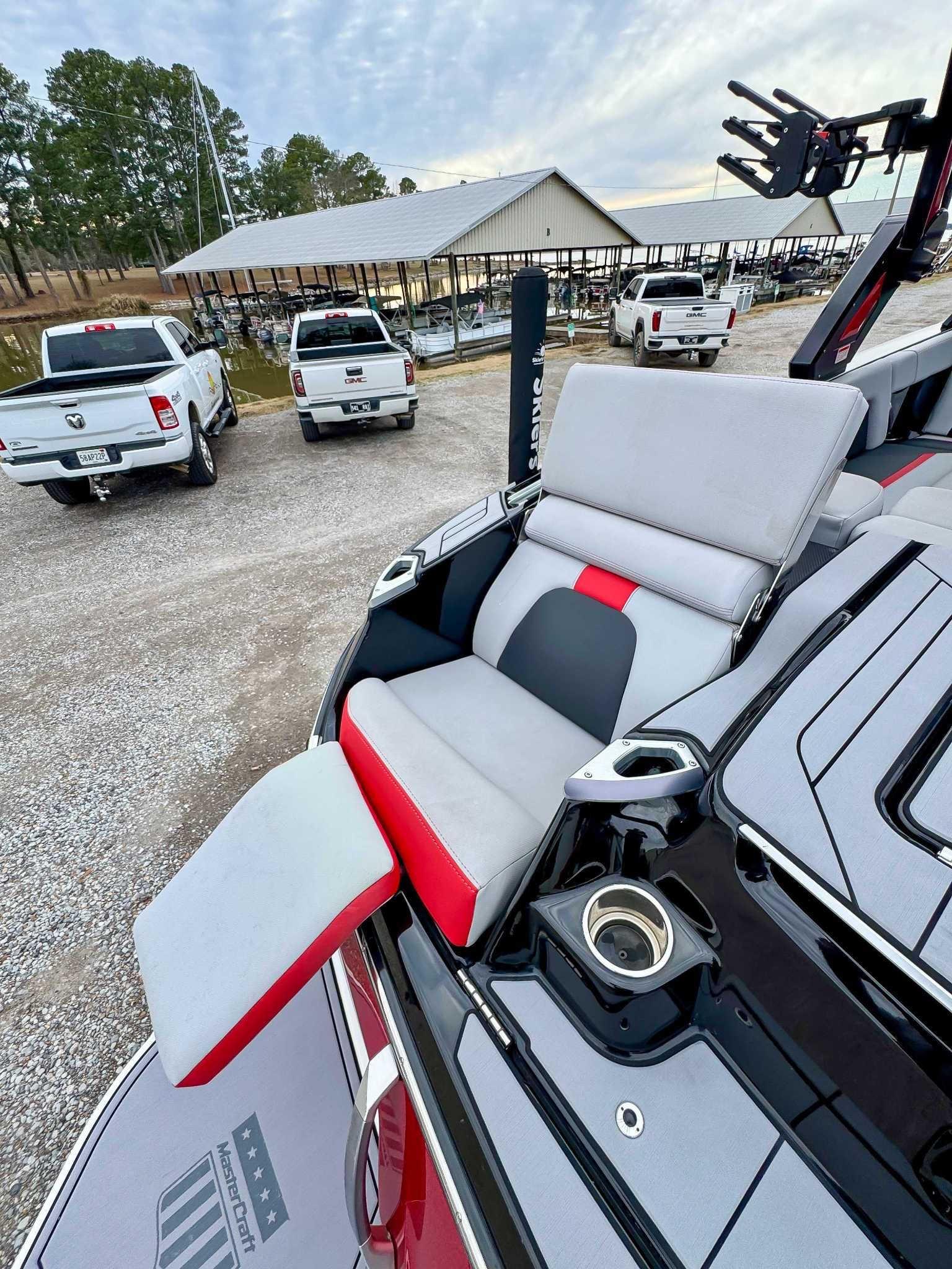 2022 MasterCraft X22 - 12