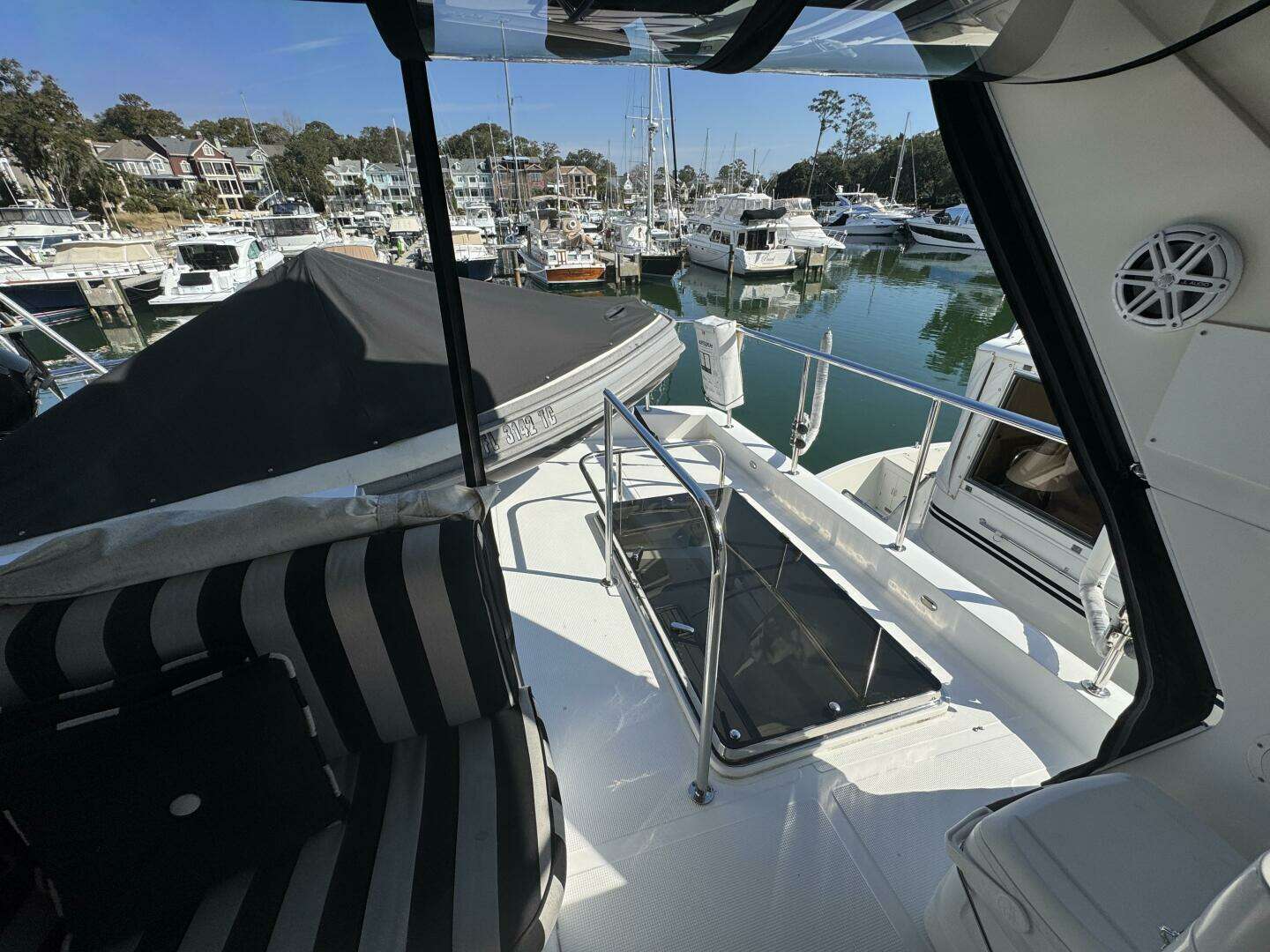 2004 Altima 55 Pilothouse - Image 11