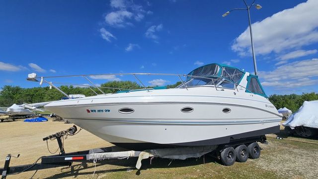 2000 Larson Cabrio 330