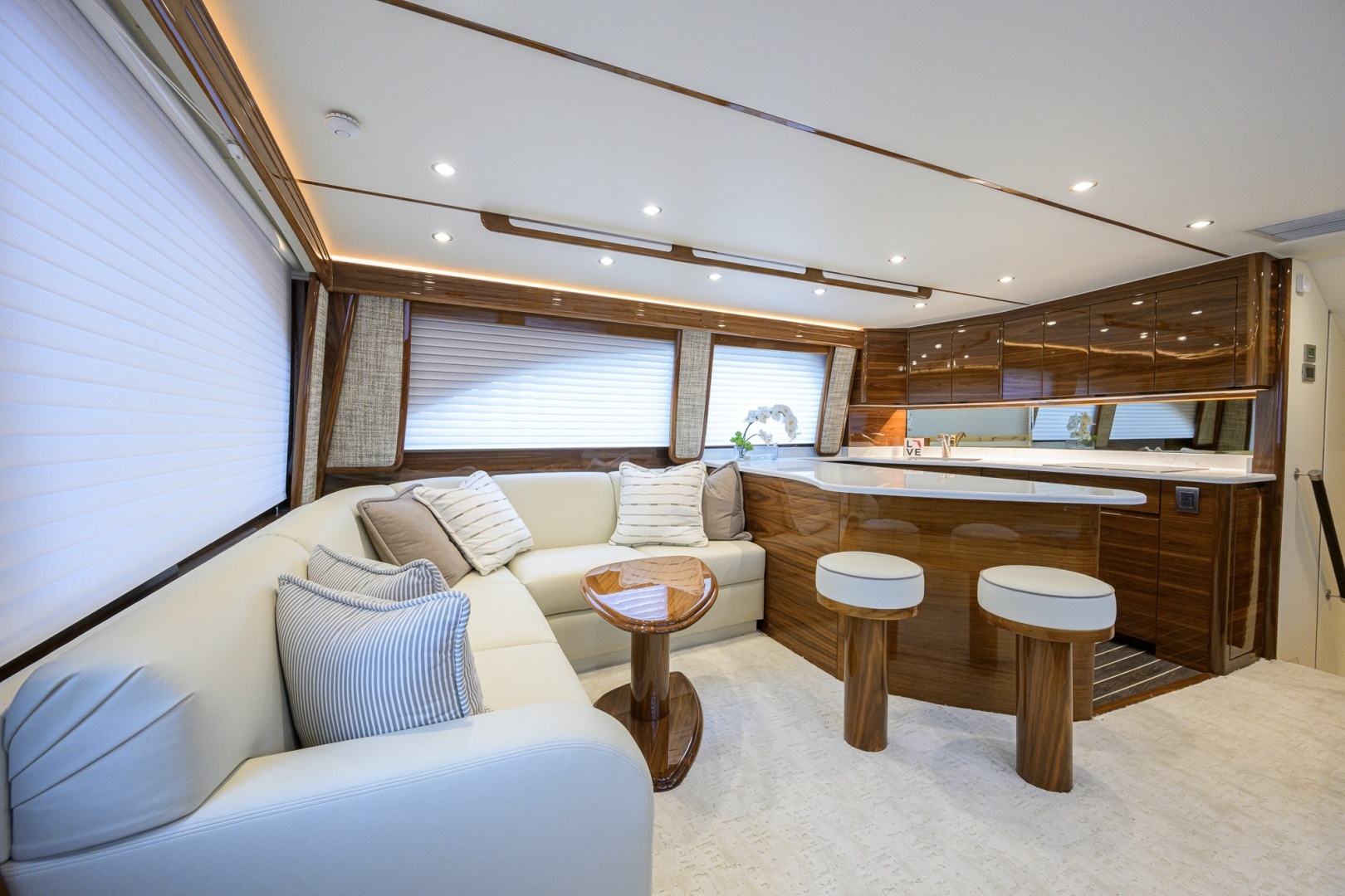 2024 Viking 54 Convertible - Image 2