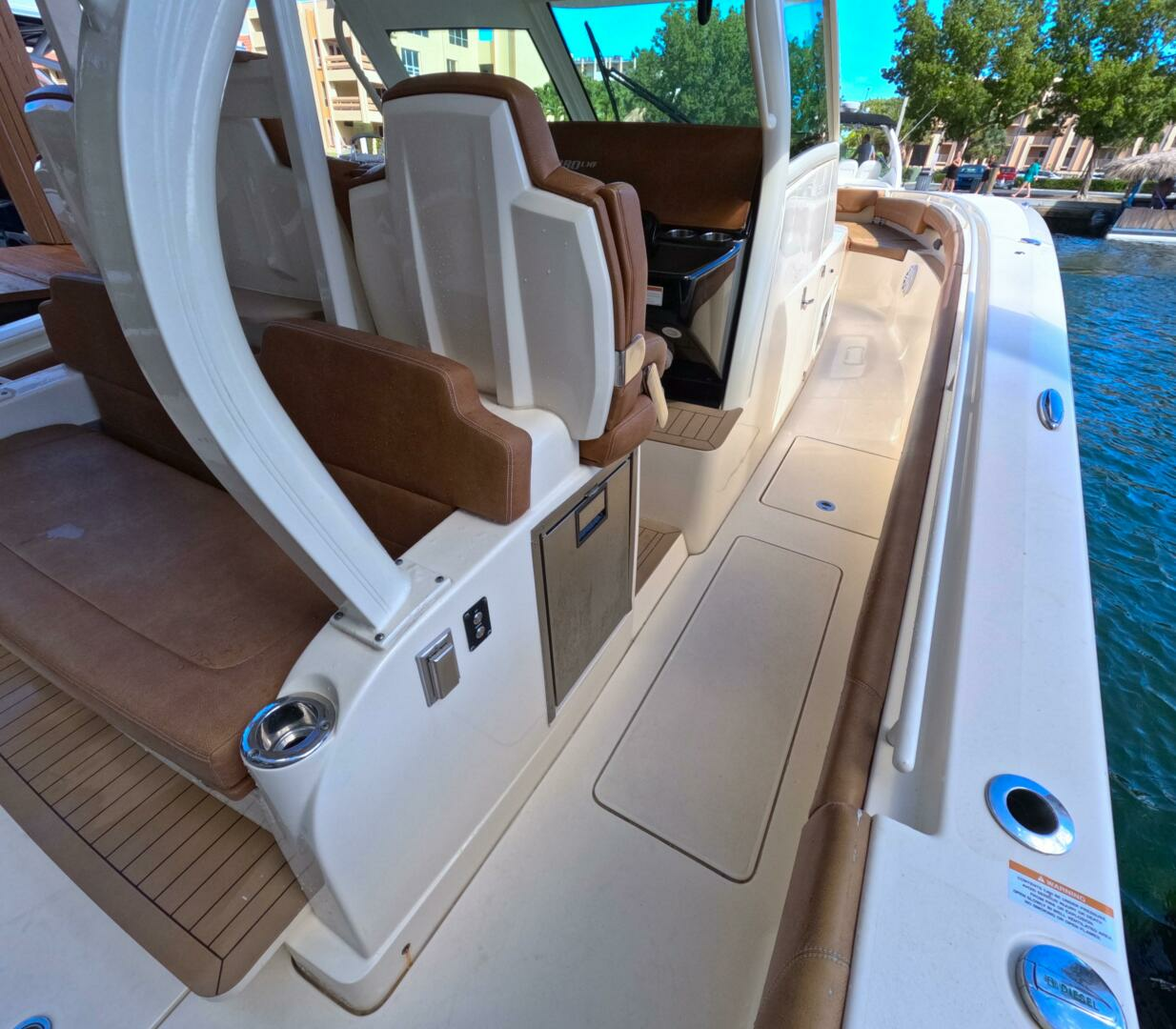 2018 Scout 380 LXF - Image 15
