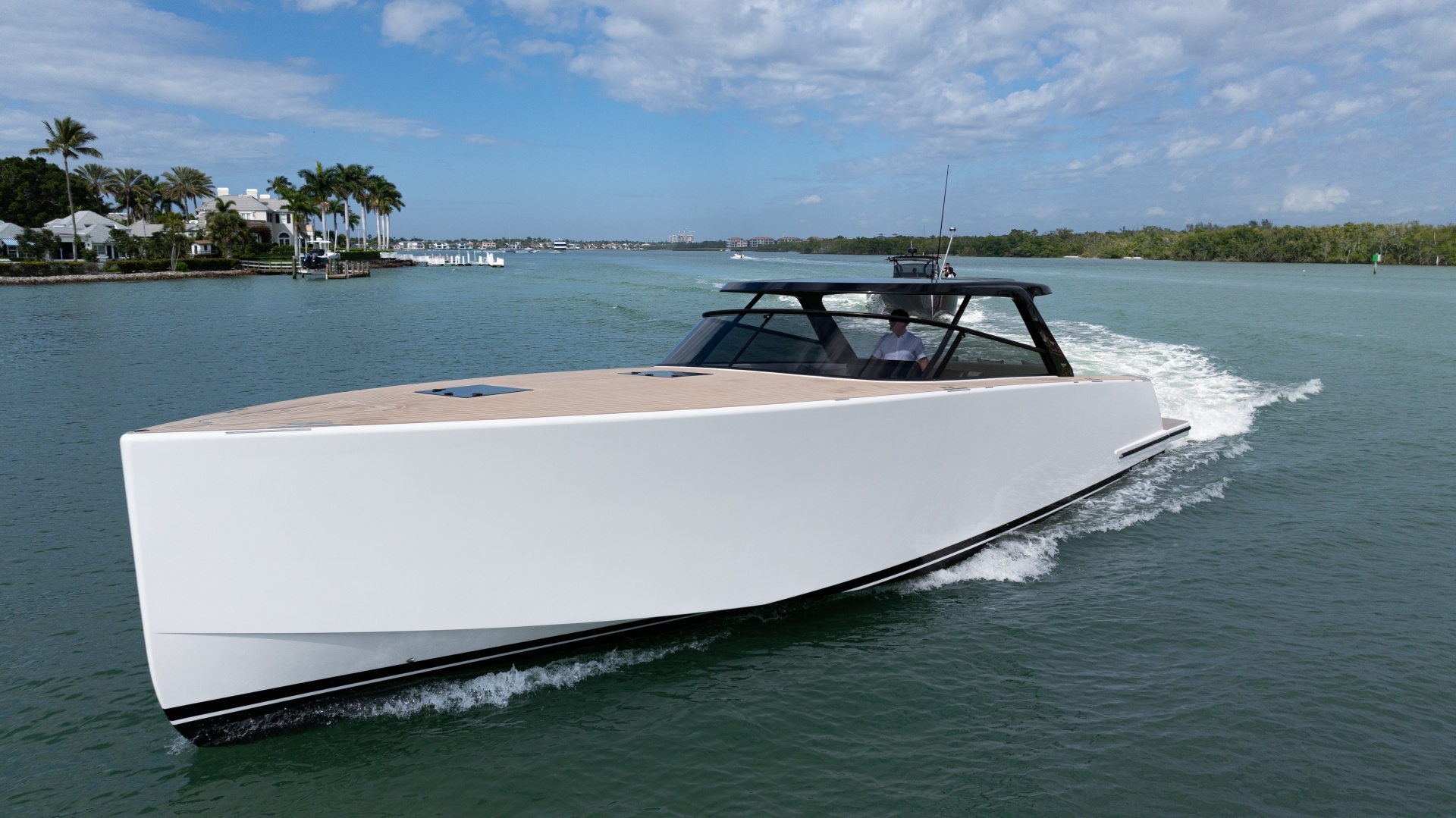 2024 VanDutch 56 - Image 2