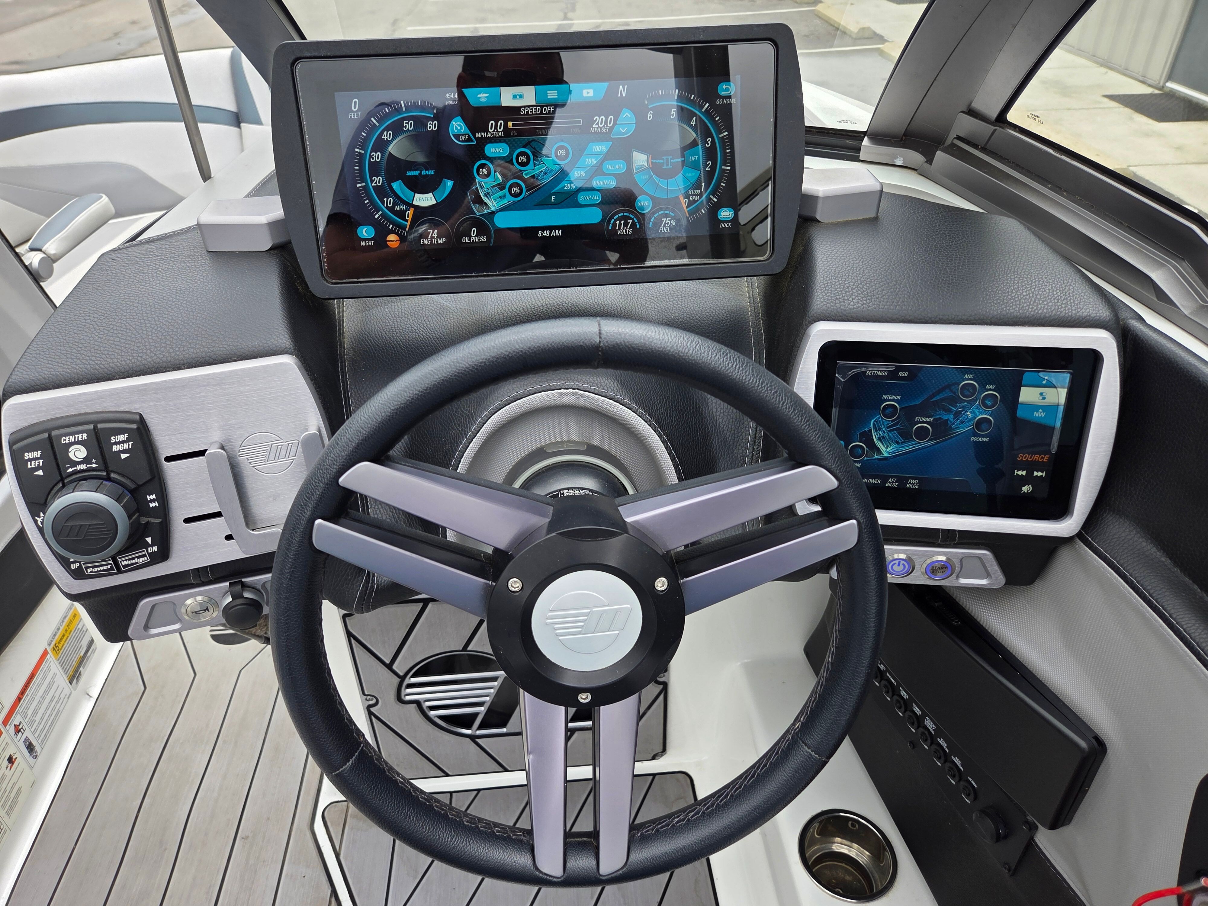 2018 MALIBU 22 MXZ - Image 9
