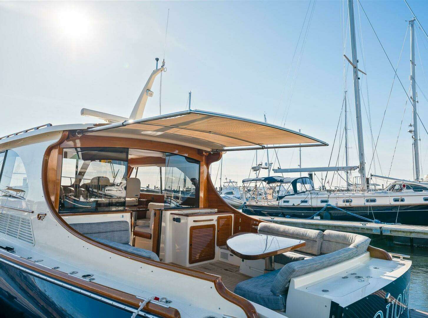 2017 Hinckley Talaria 43 - Image 13