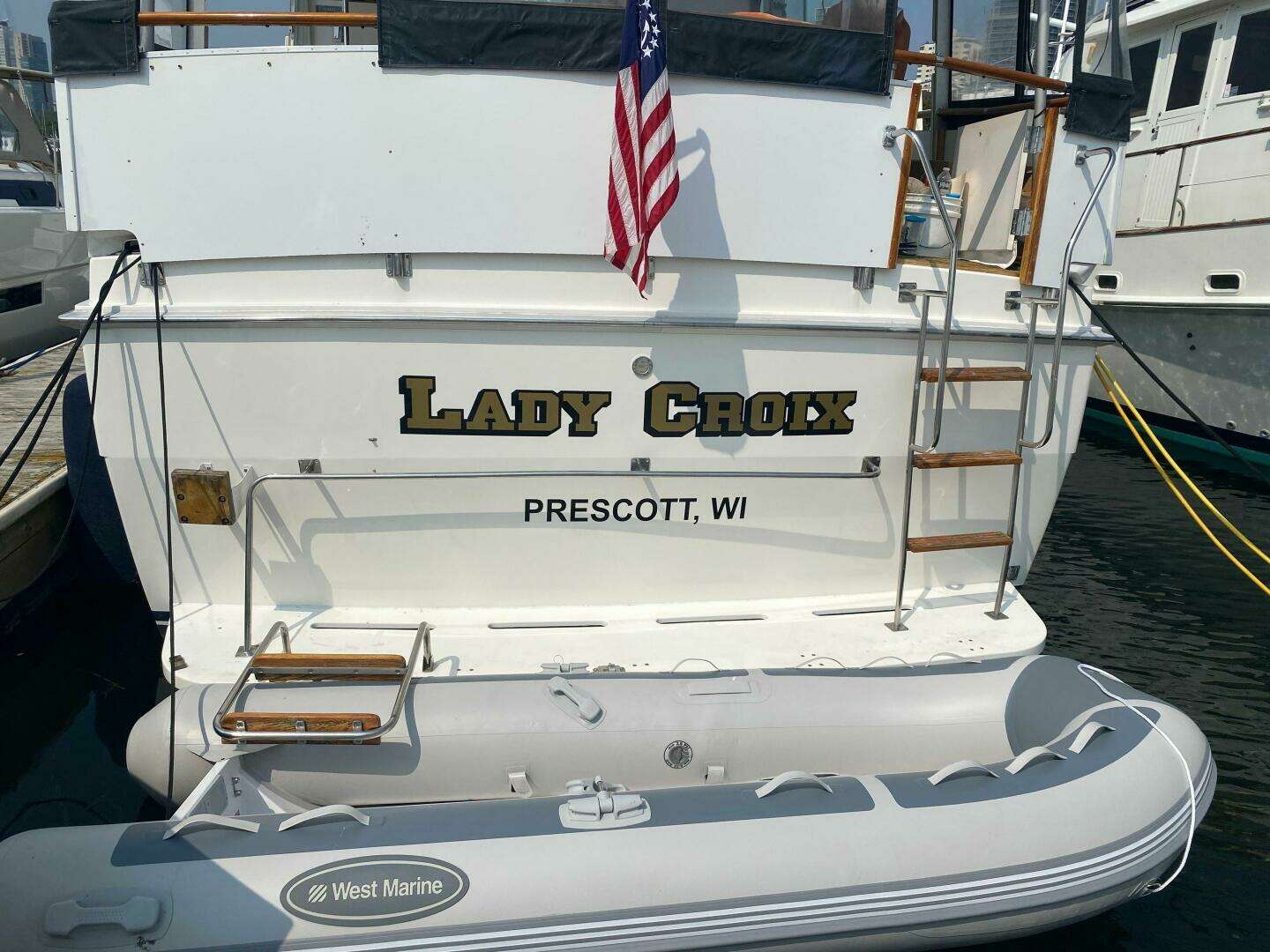 1977 Bertram 42 Motor Yacht - Image 6