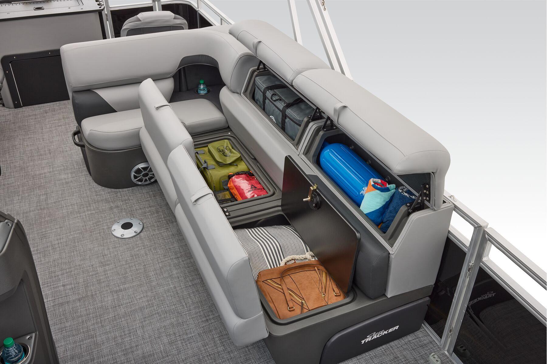 2026 Sun Tracker Sportfish 24 XP3 - 65