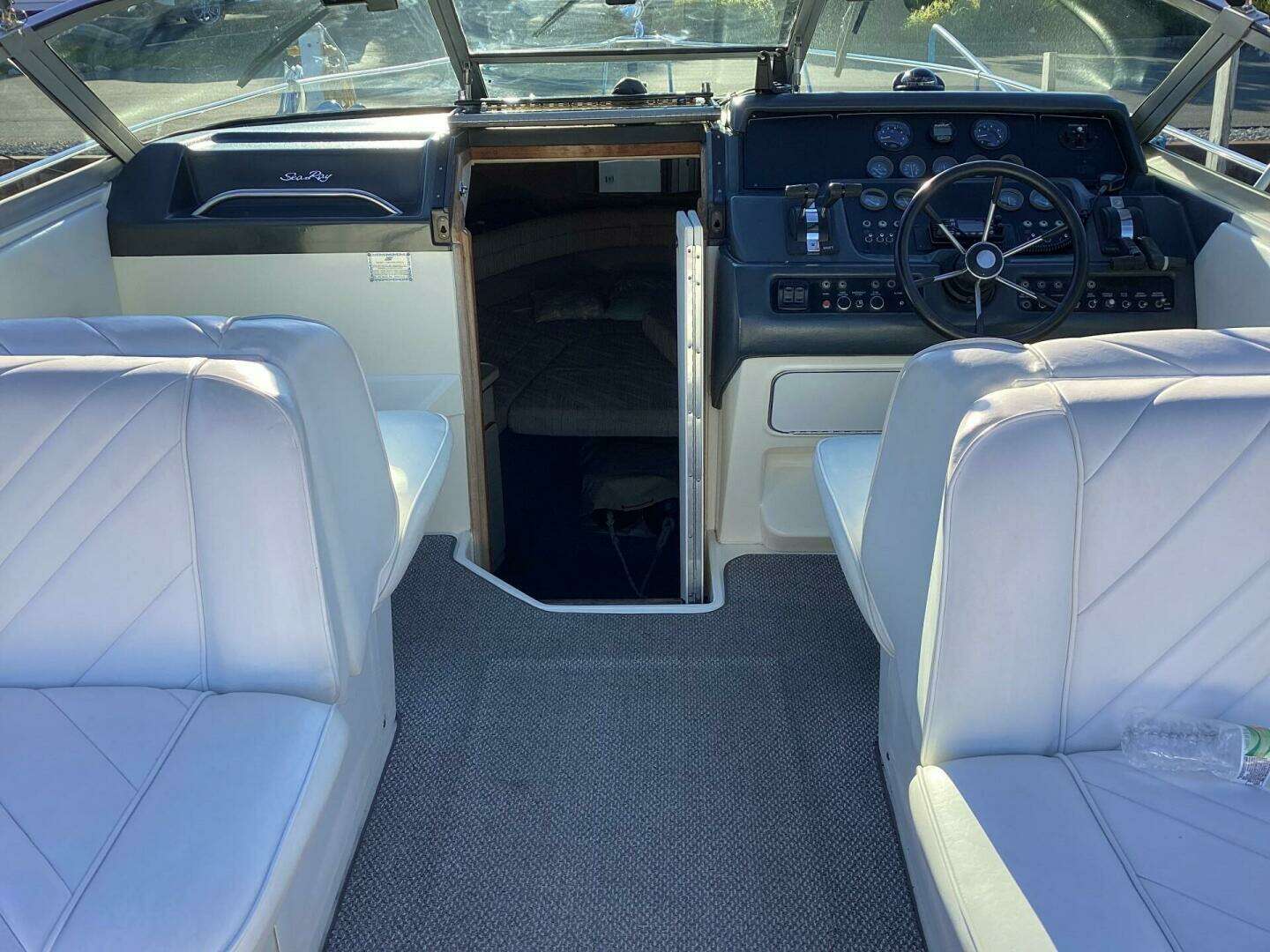 1992 Sea Ray 300 Weekender - Image 4
